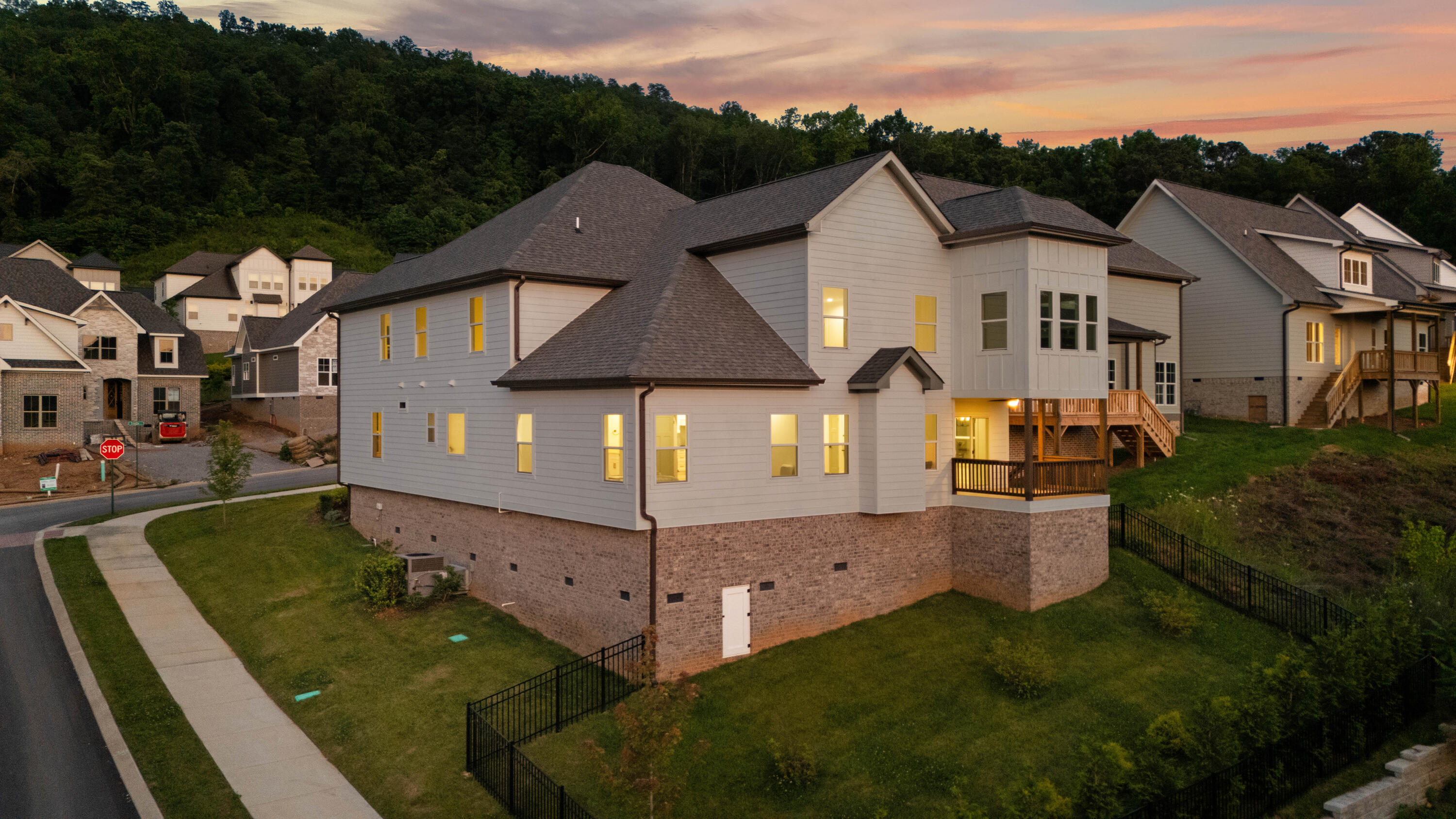 9891 Trestle Circle, 48