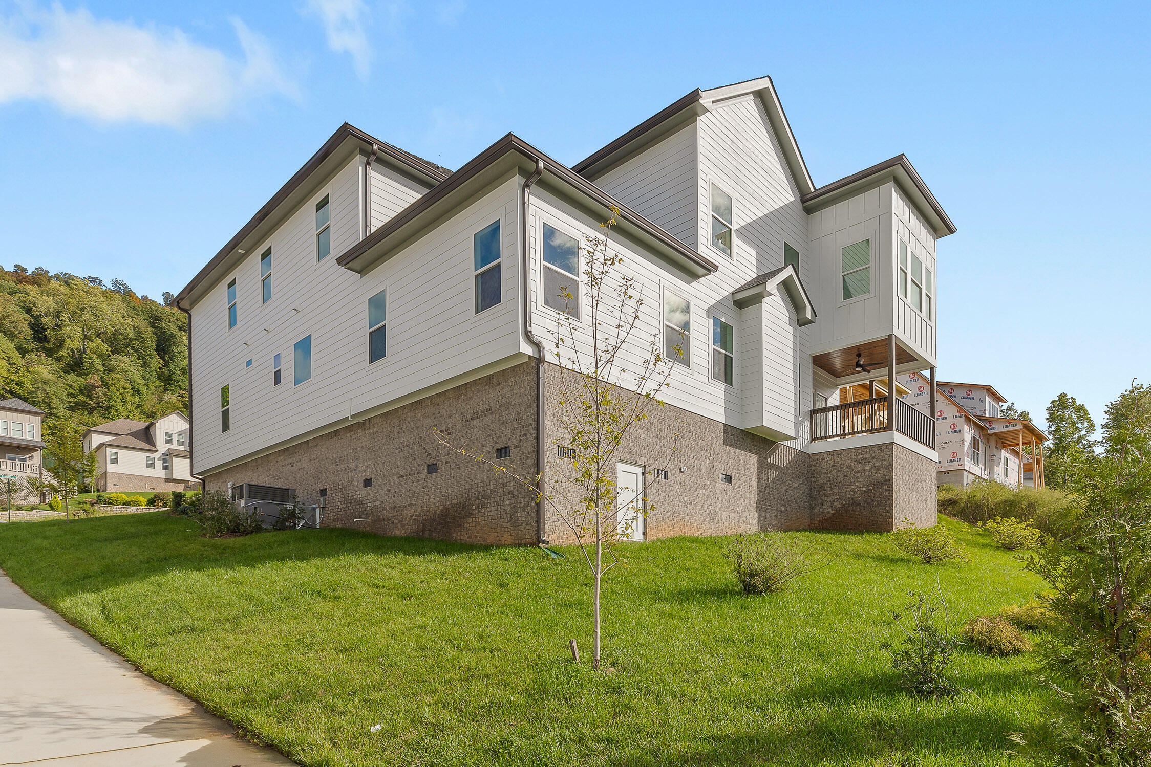 9891 Trestle Circle, 48