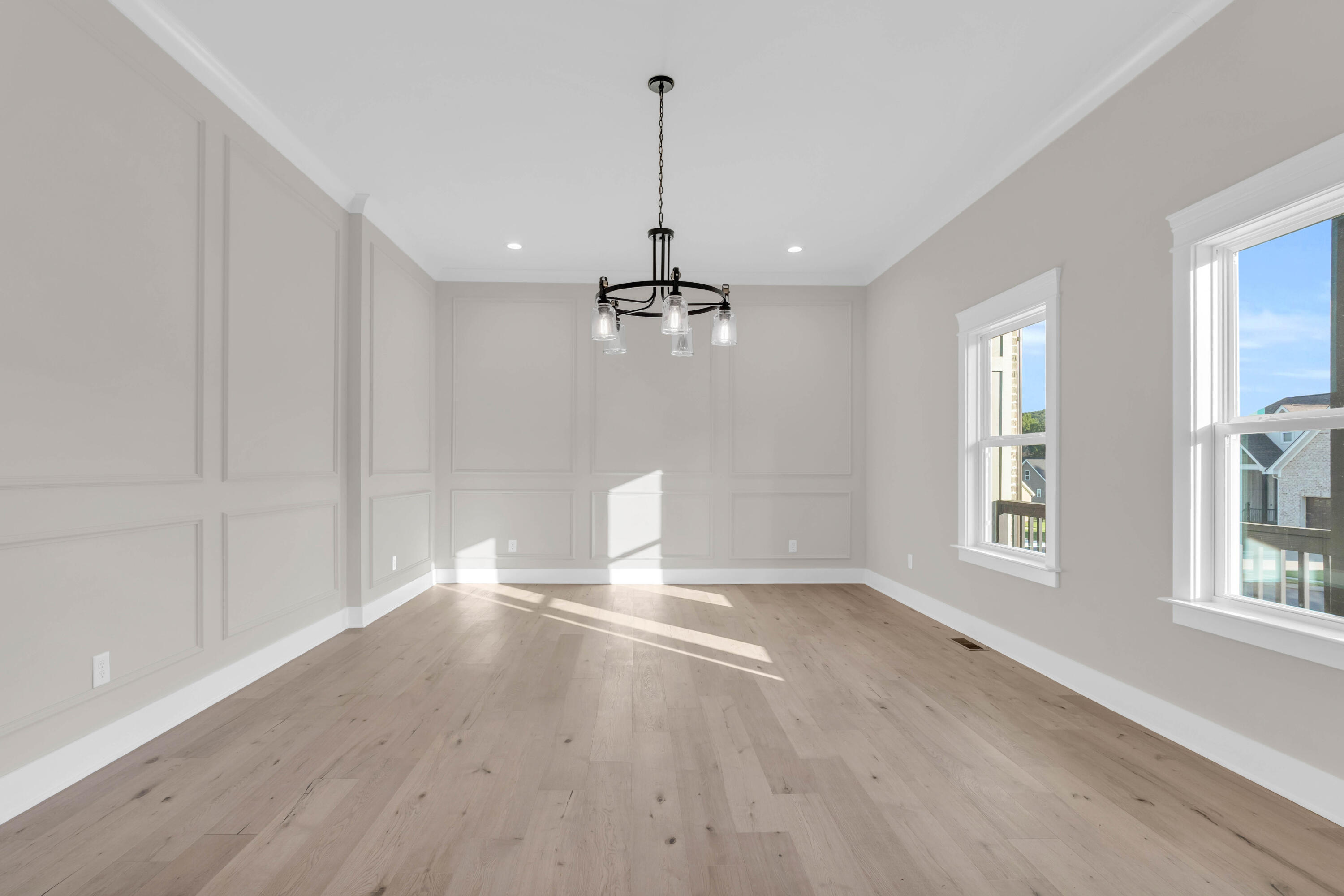 115 White Tail Lane