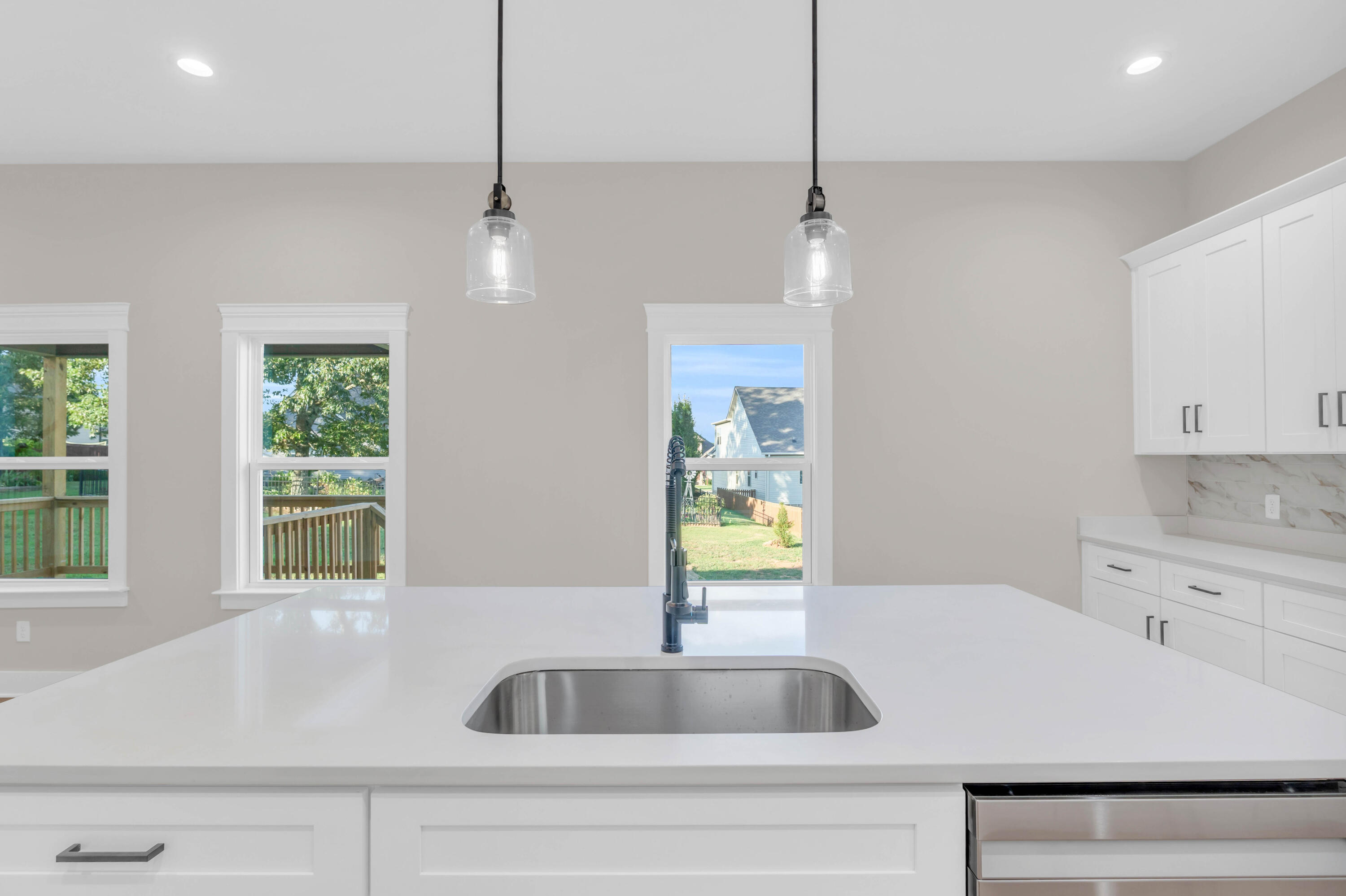 115 White Tail Lane