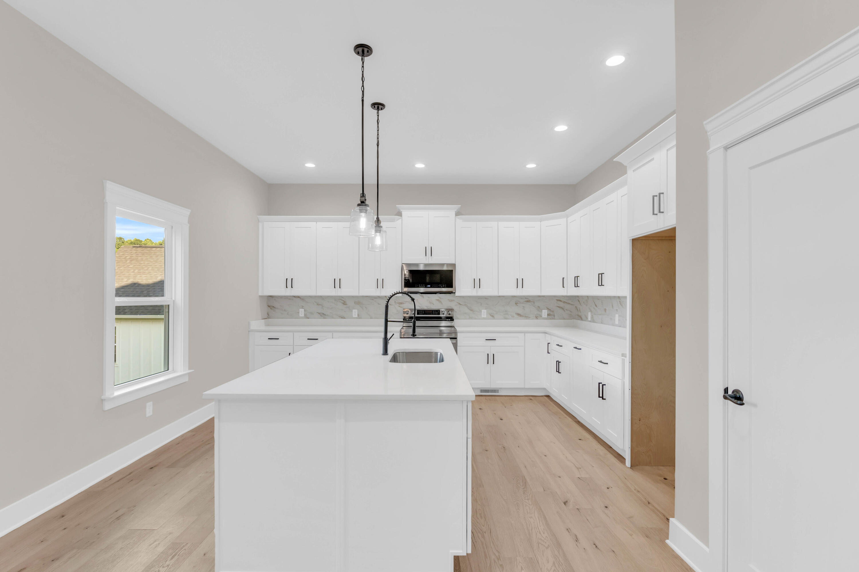 115 White Tail Lane