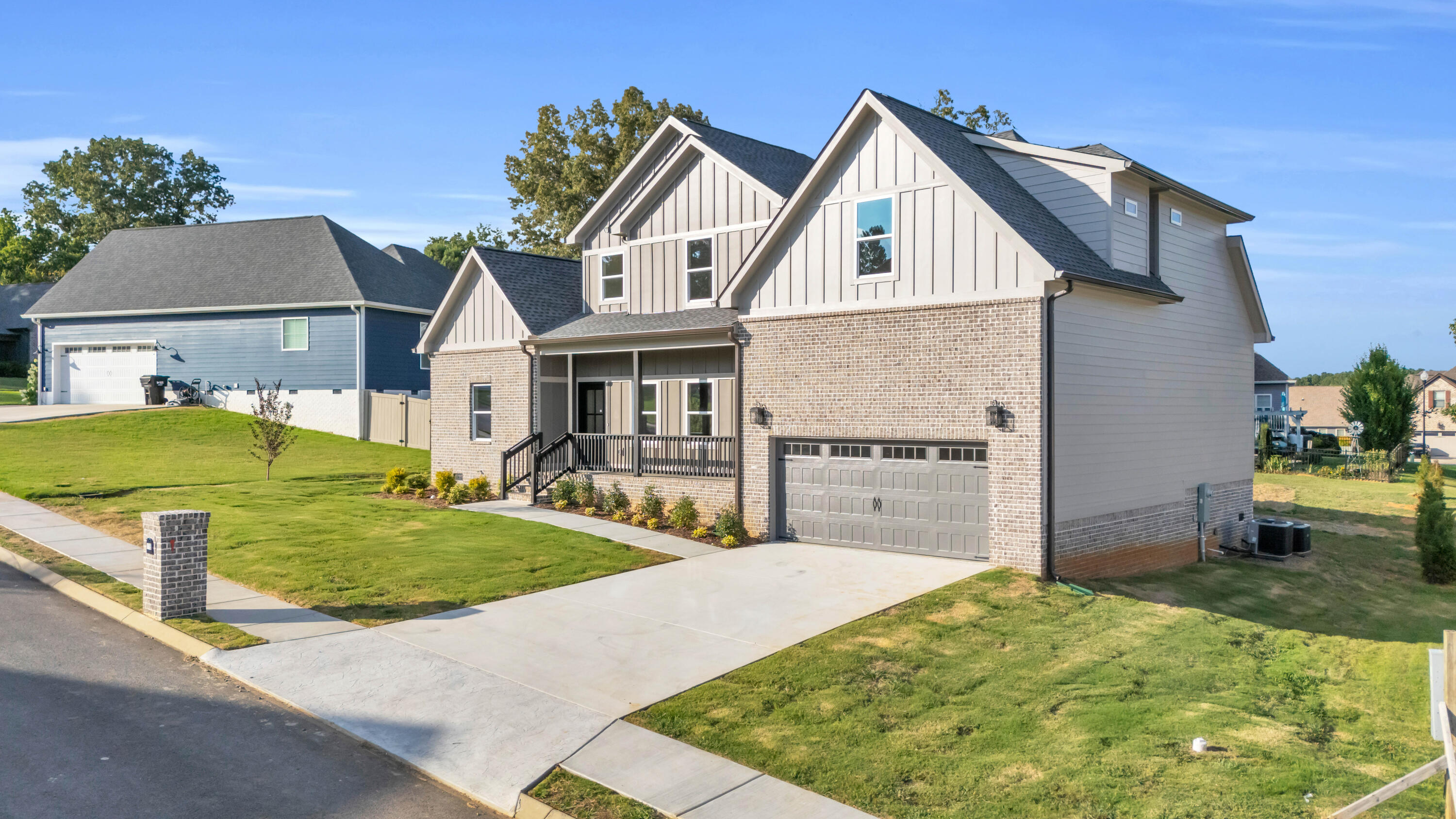 115 White Tail Lane