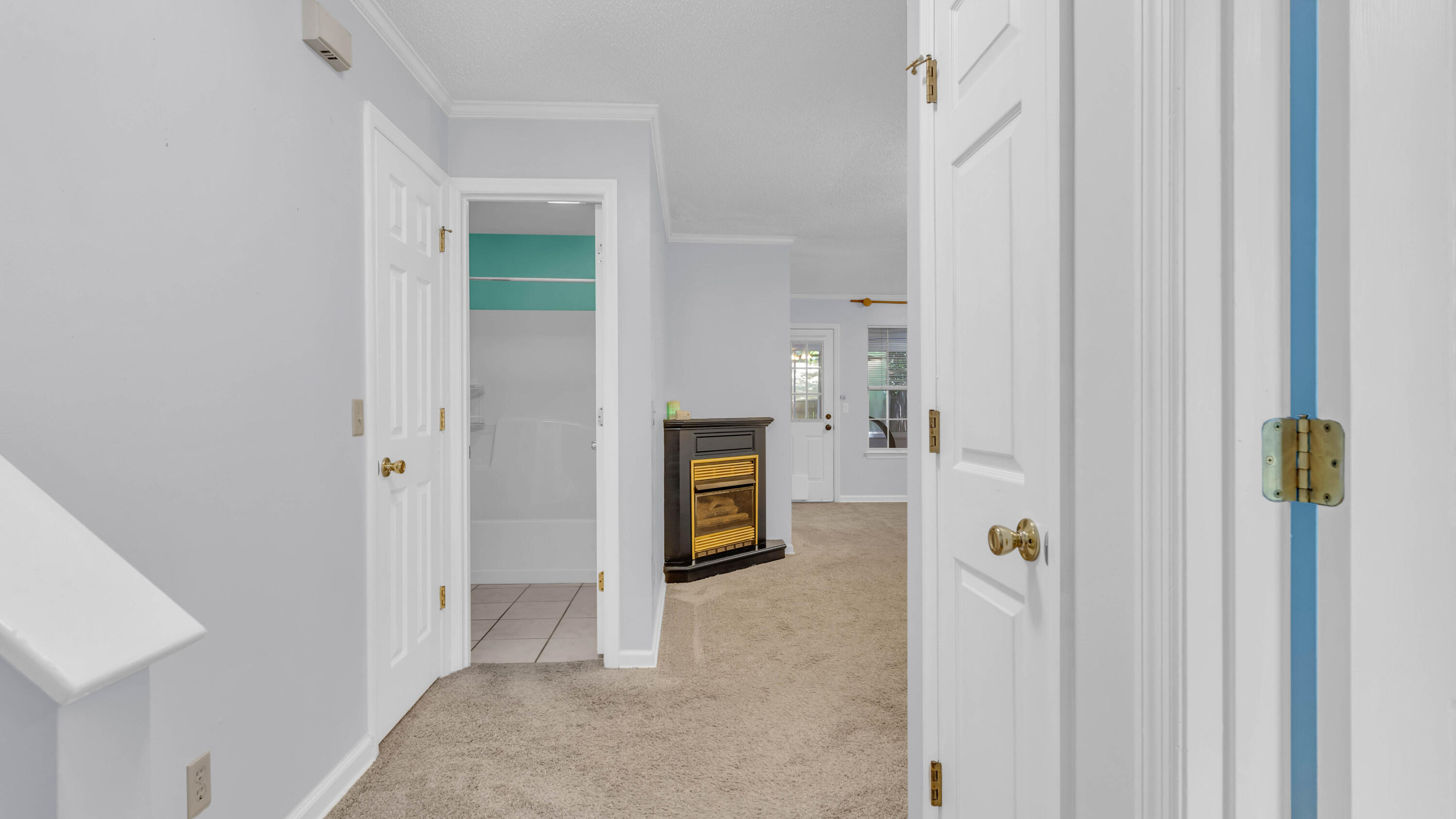 7524 Eric Drive