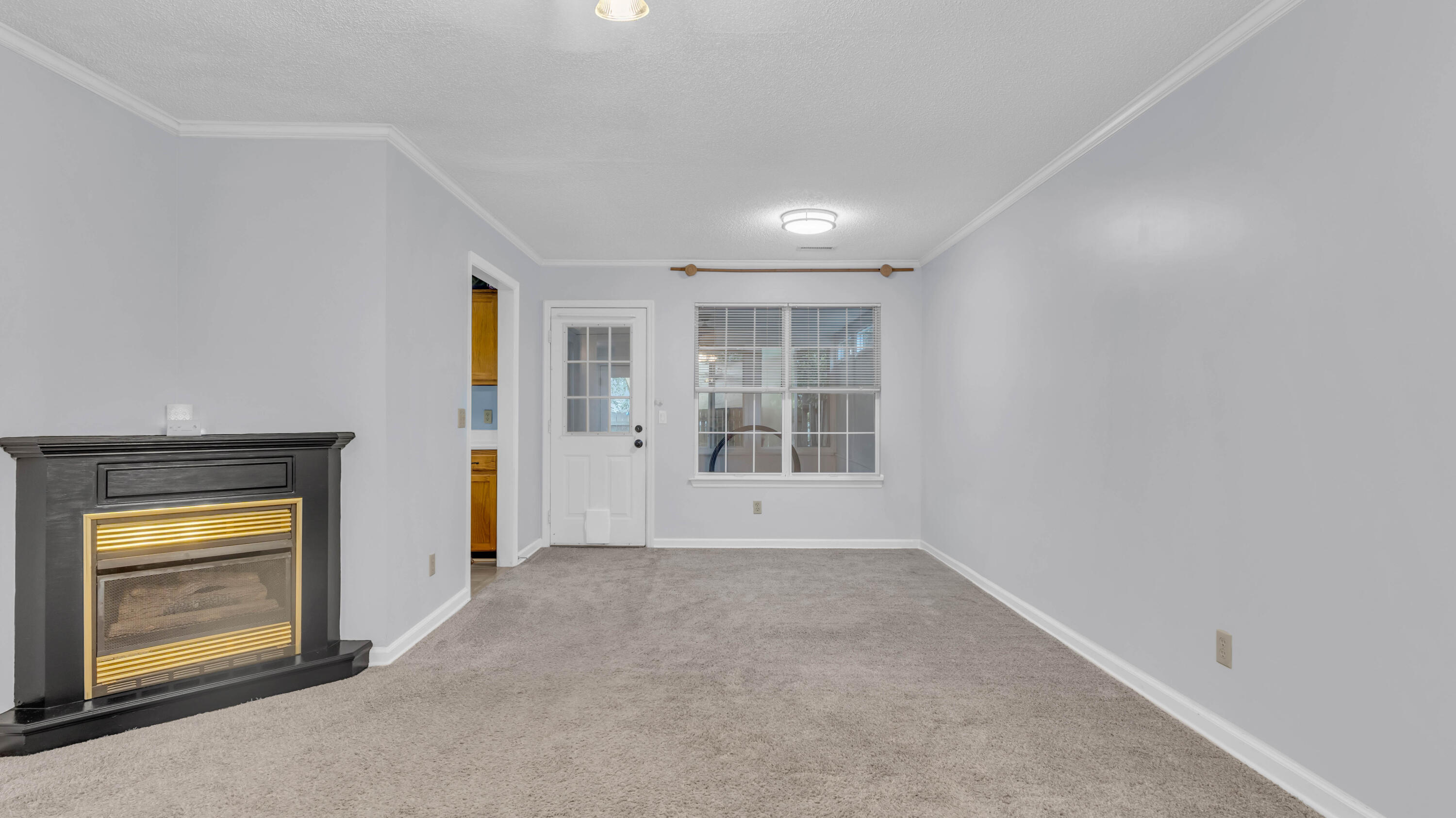 7524 Eric Drive