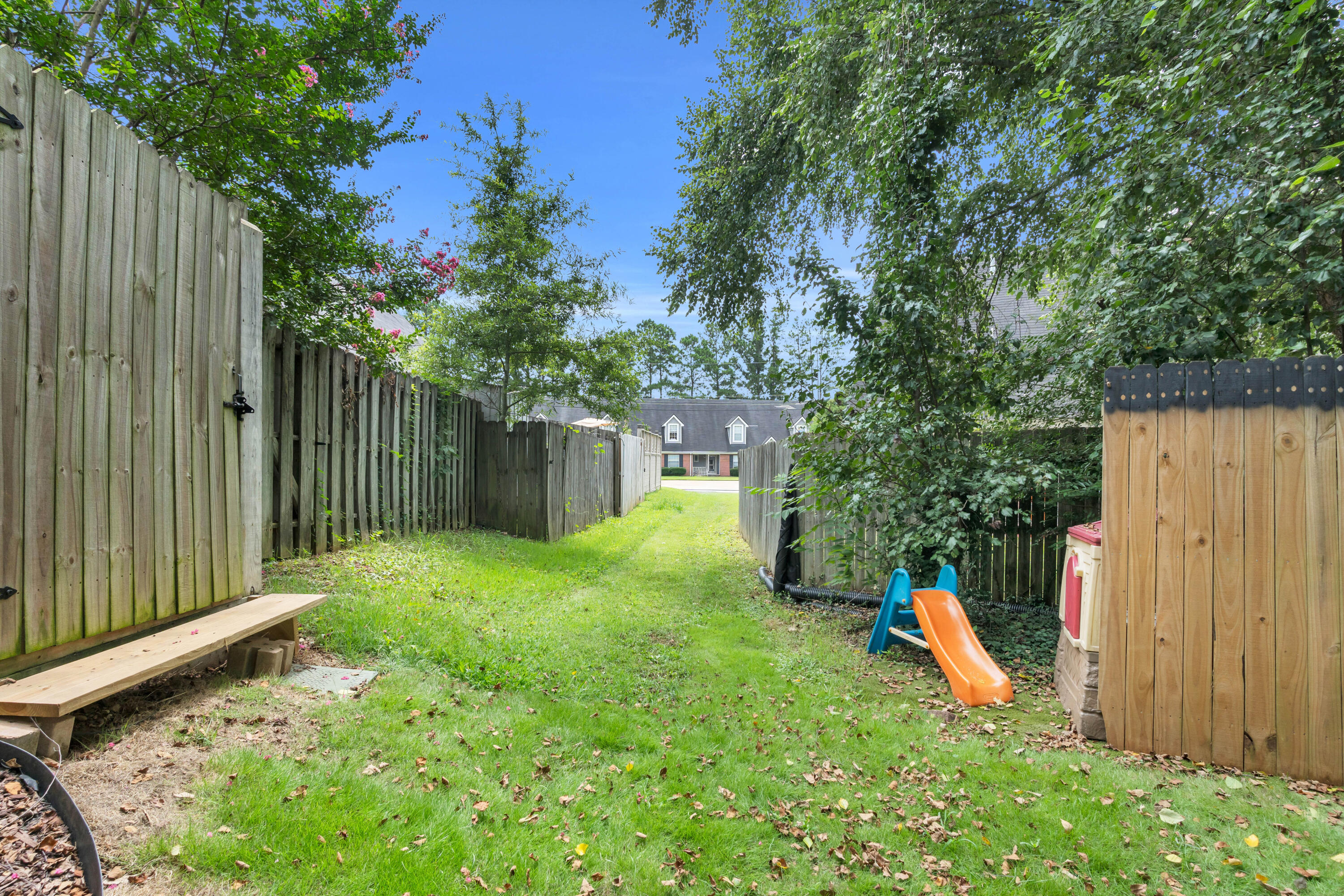 7524 Eric Drive