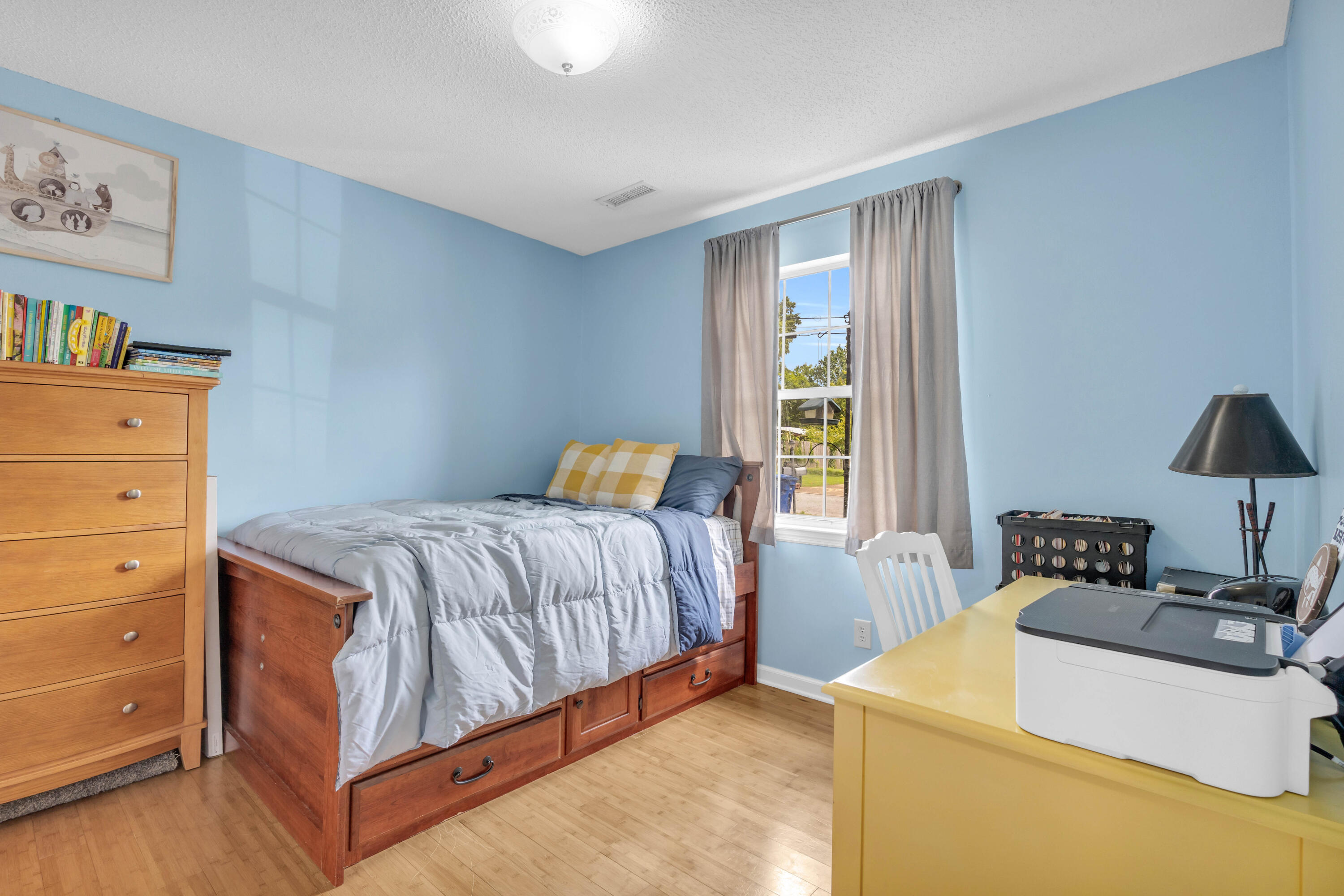 7524 Eric Drive