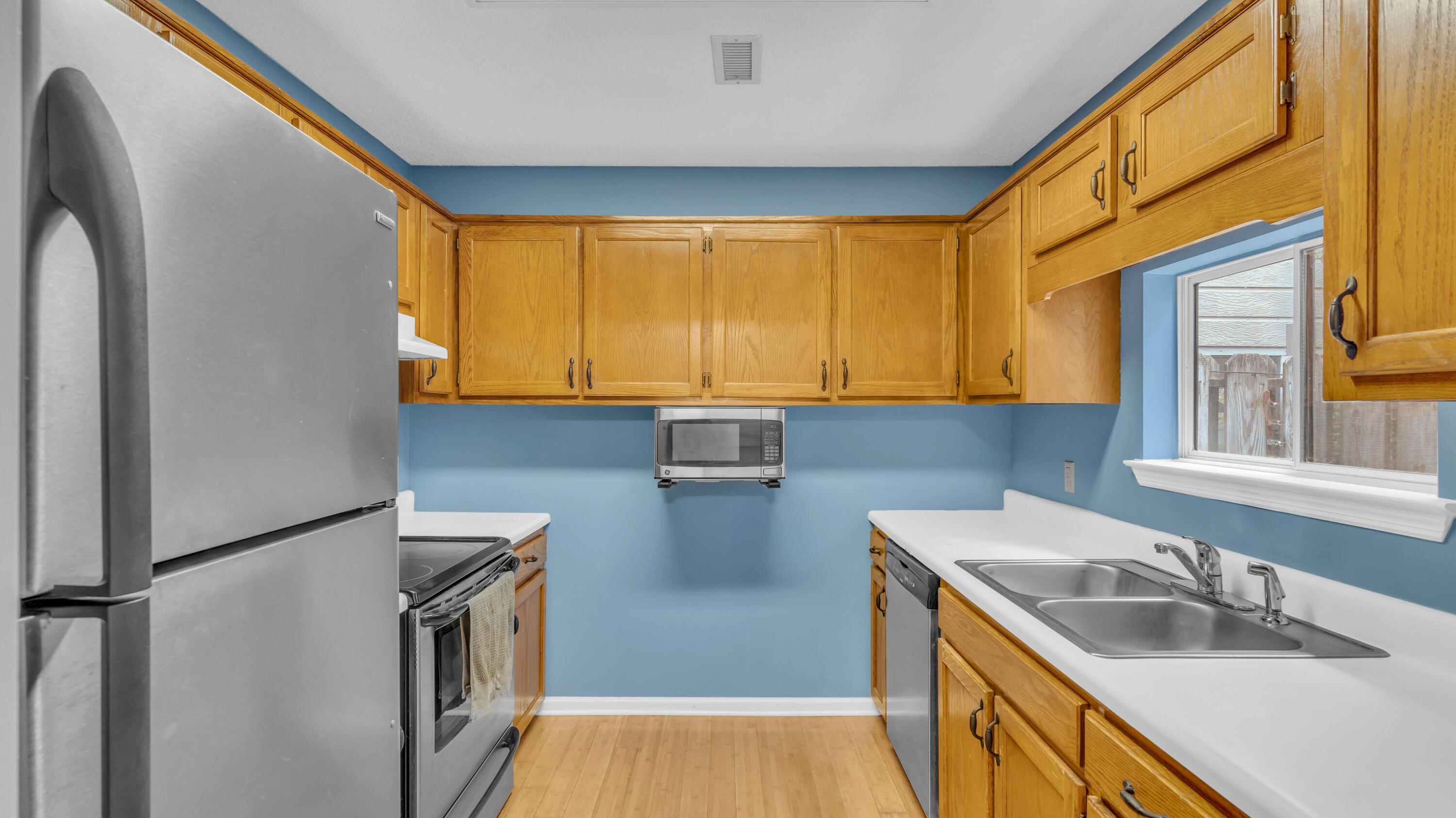 7524 Eric Drive
