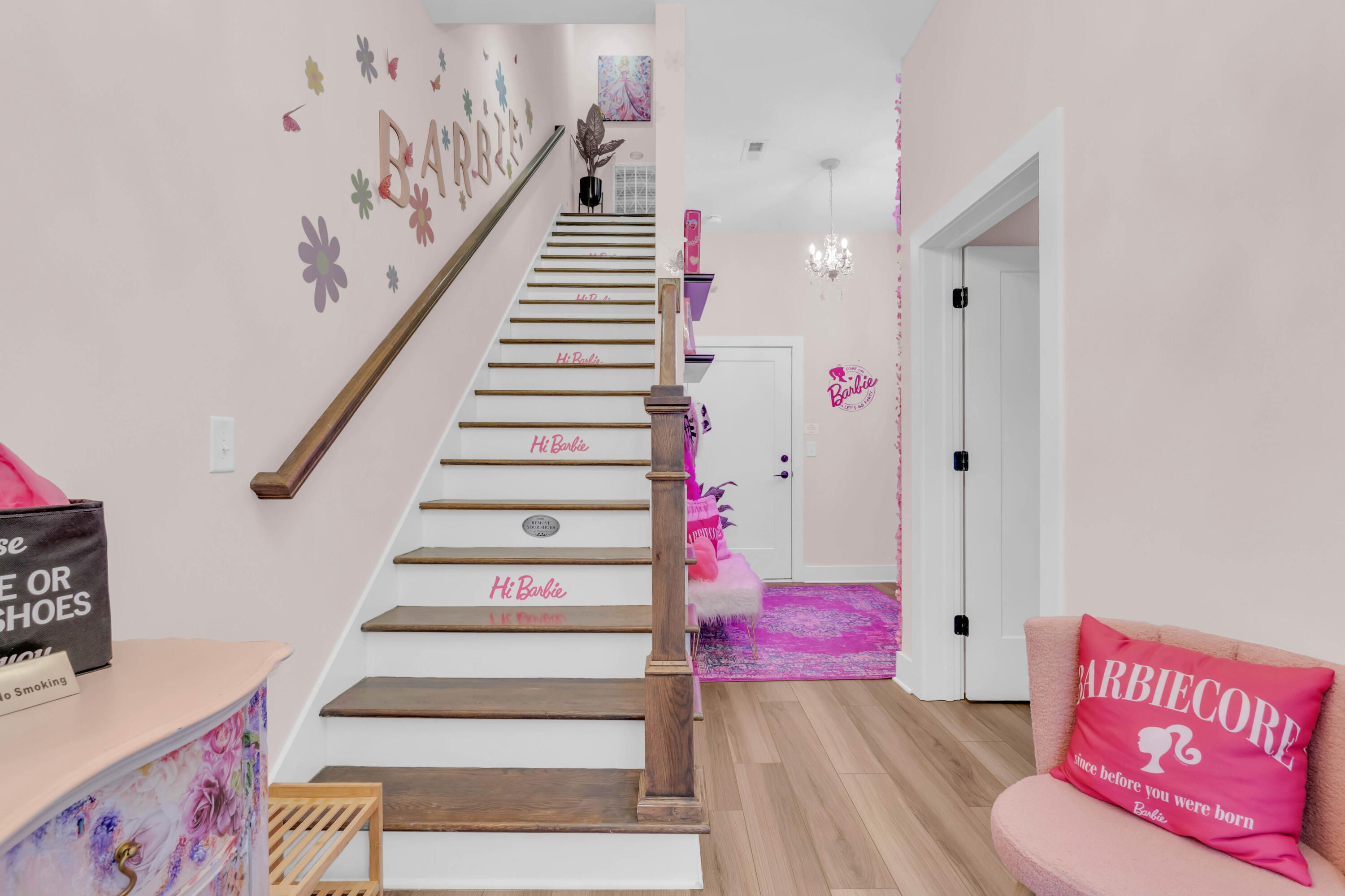 789 Burnside Place