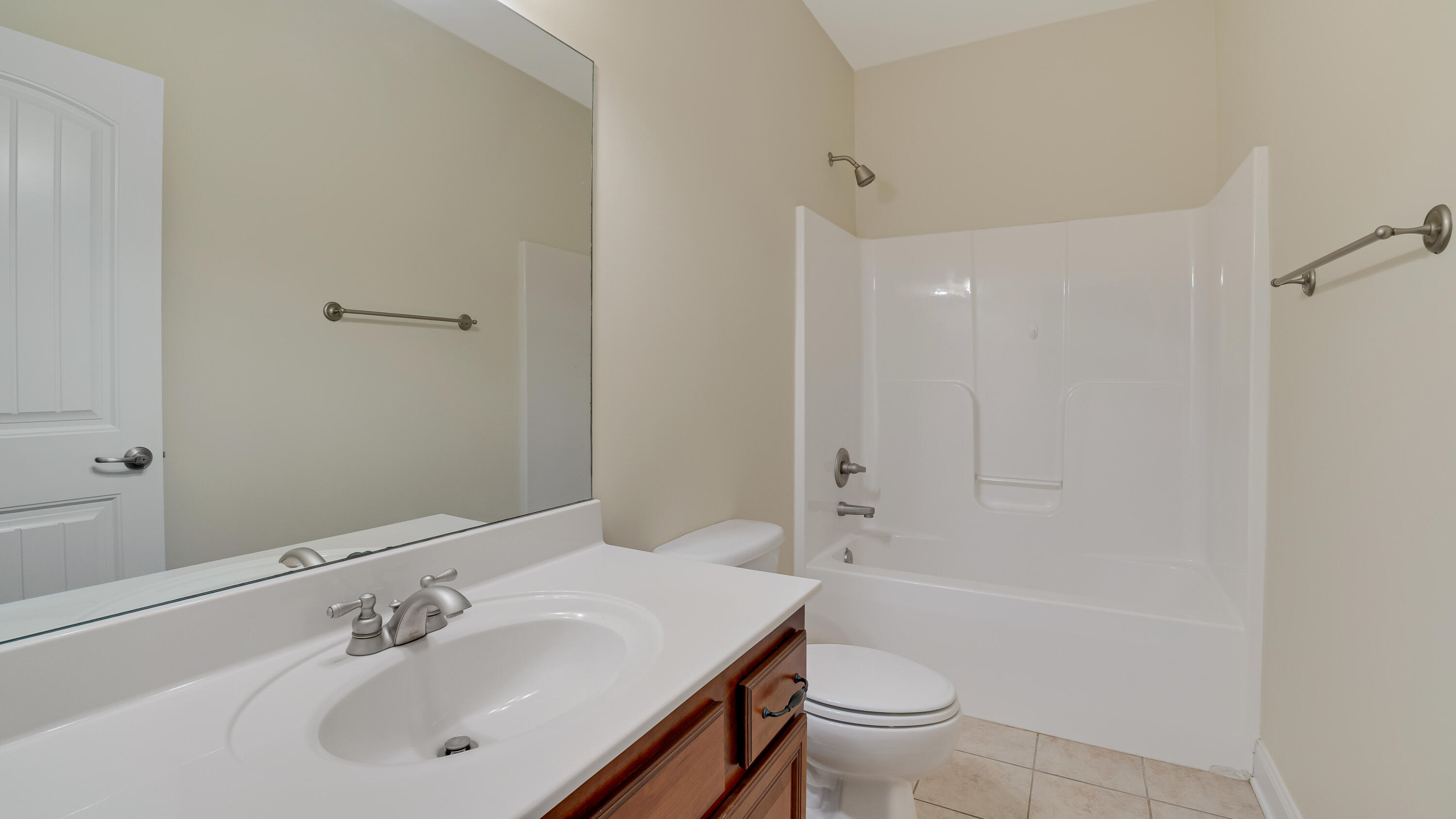 7685 Magnolia Leaf Lane