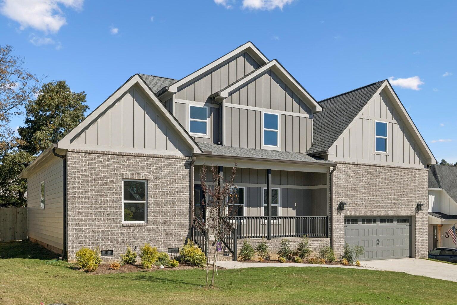 115 White Tail Lane NW