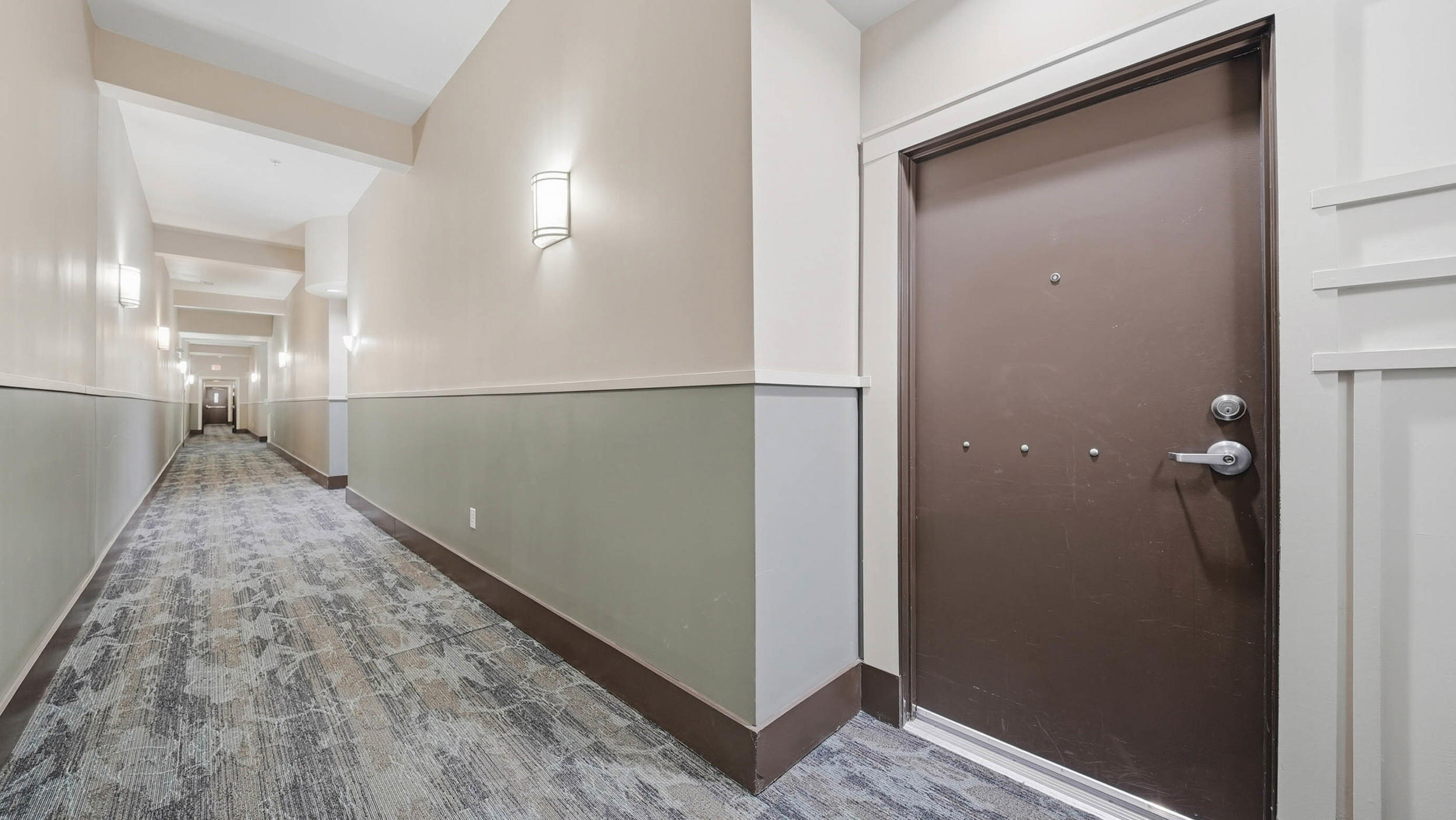 129 Walnut Street, Unit 022
