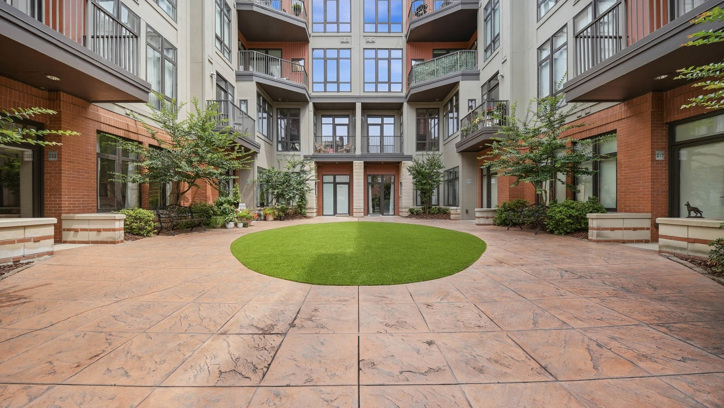 129 Walnut Street, Unit 022