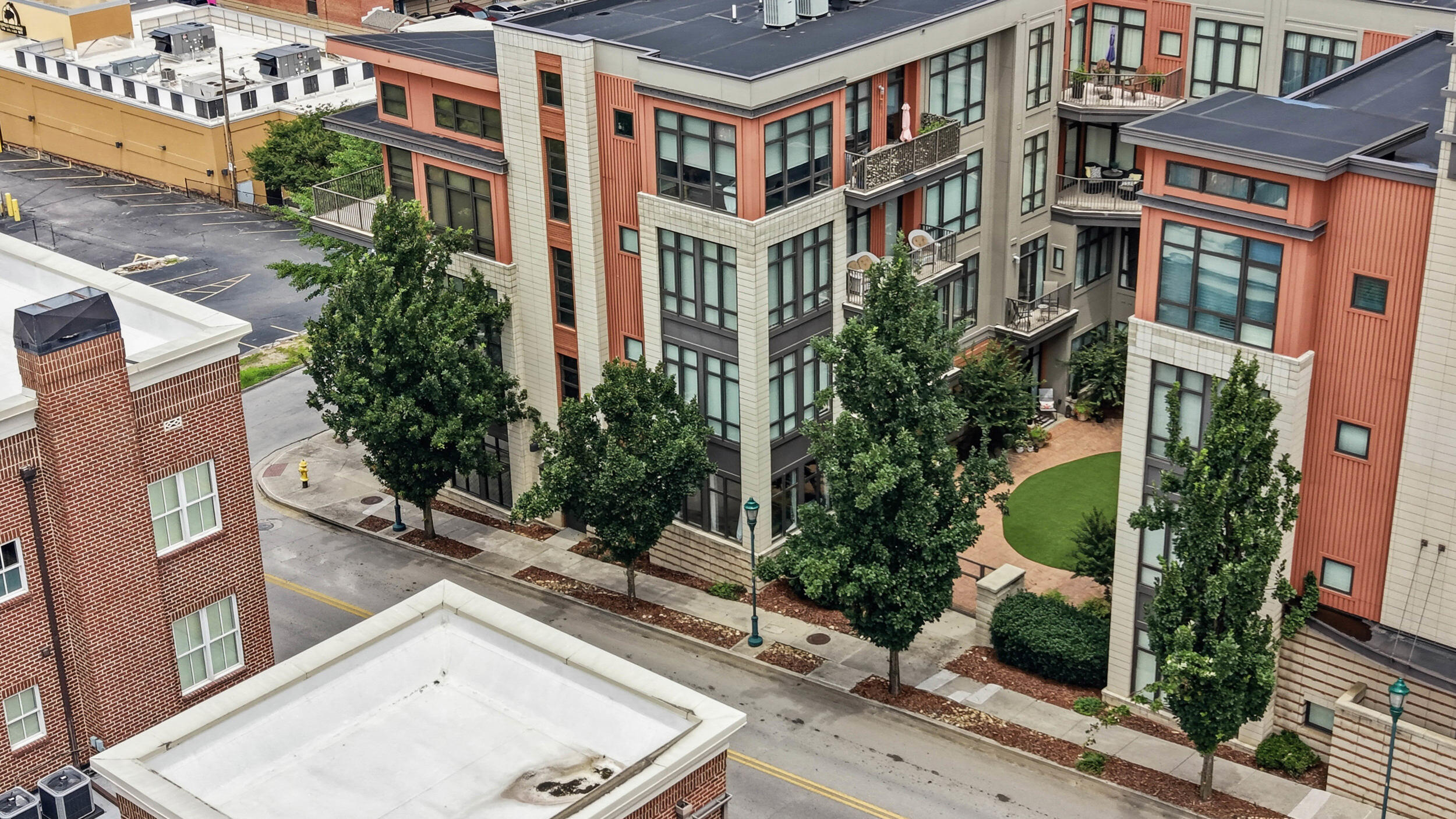 129 Walnut Street, Unit 022