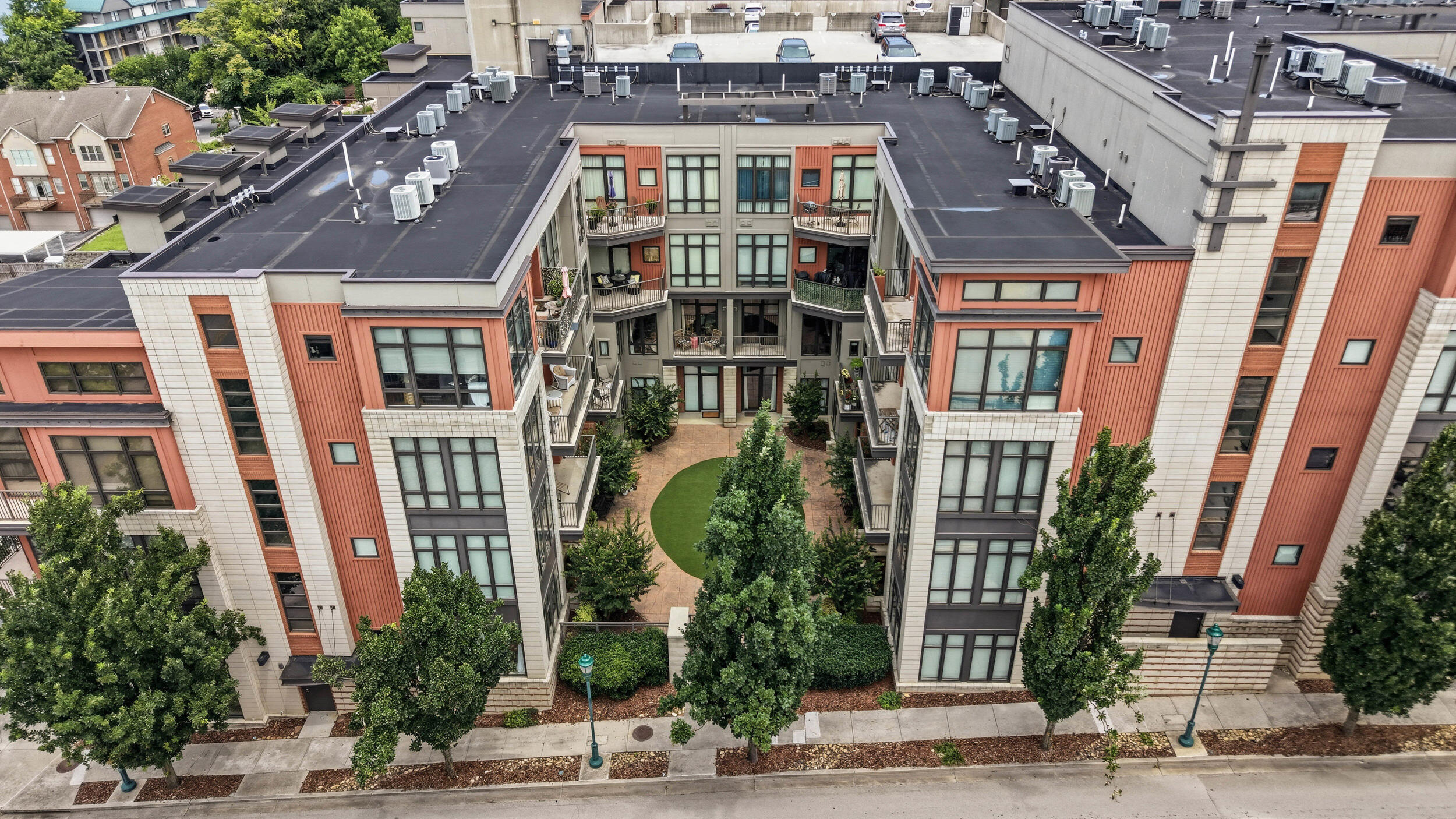 129 Walnut Street, Unit 022