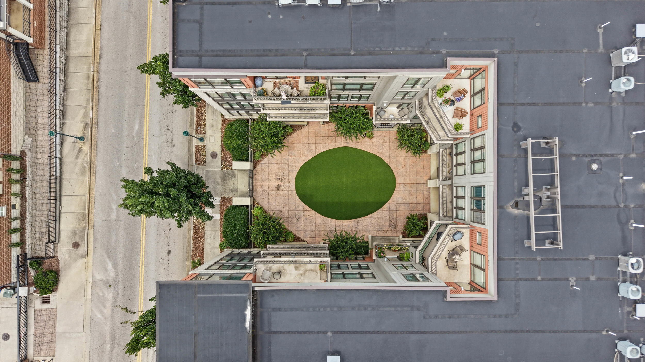129 Walnut Street, Unit 022