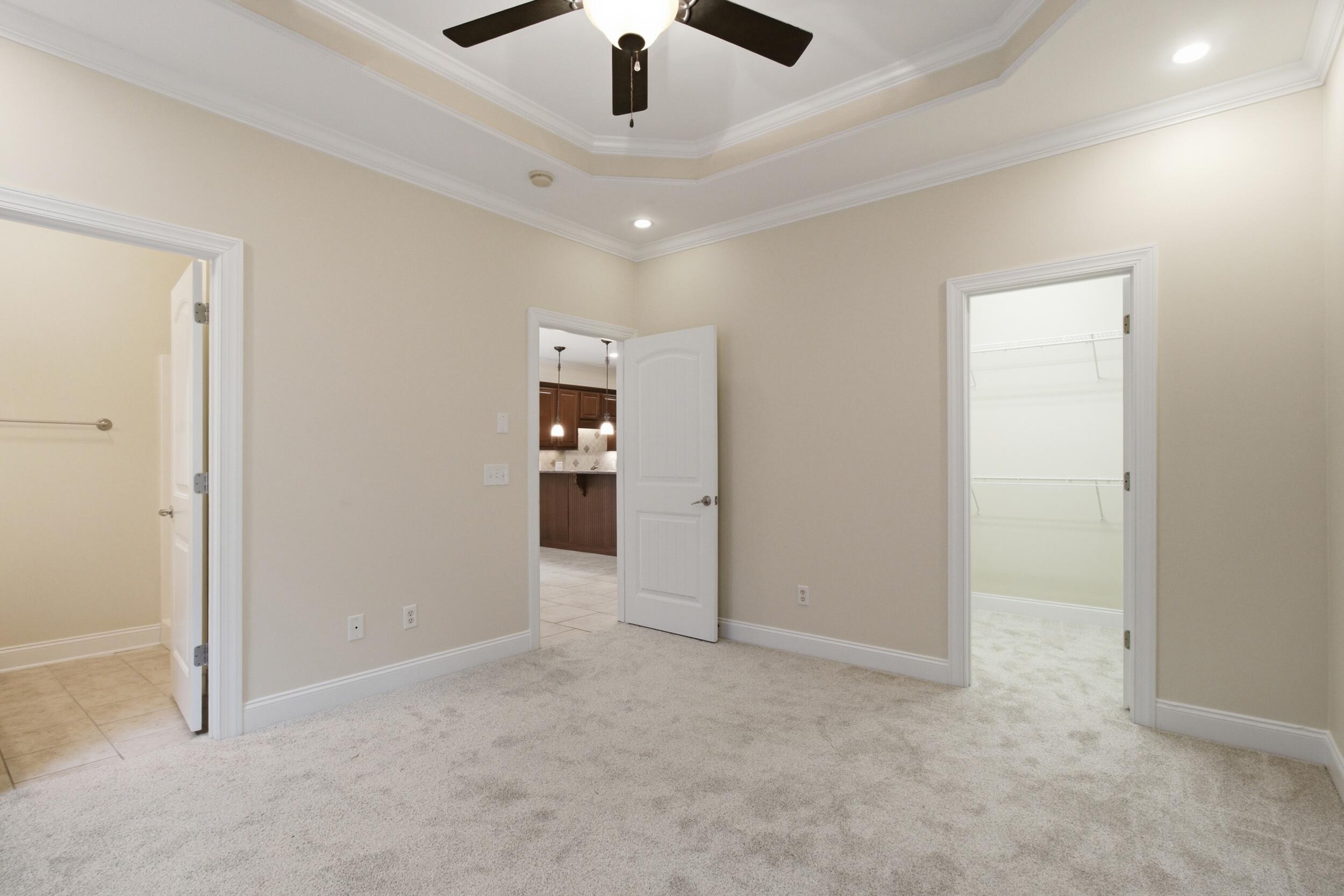 7685 Magnolia Leaf Lane