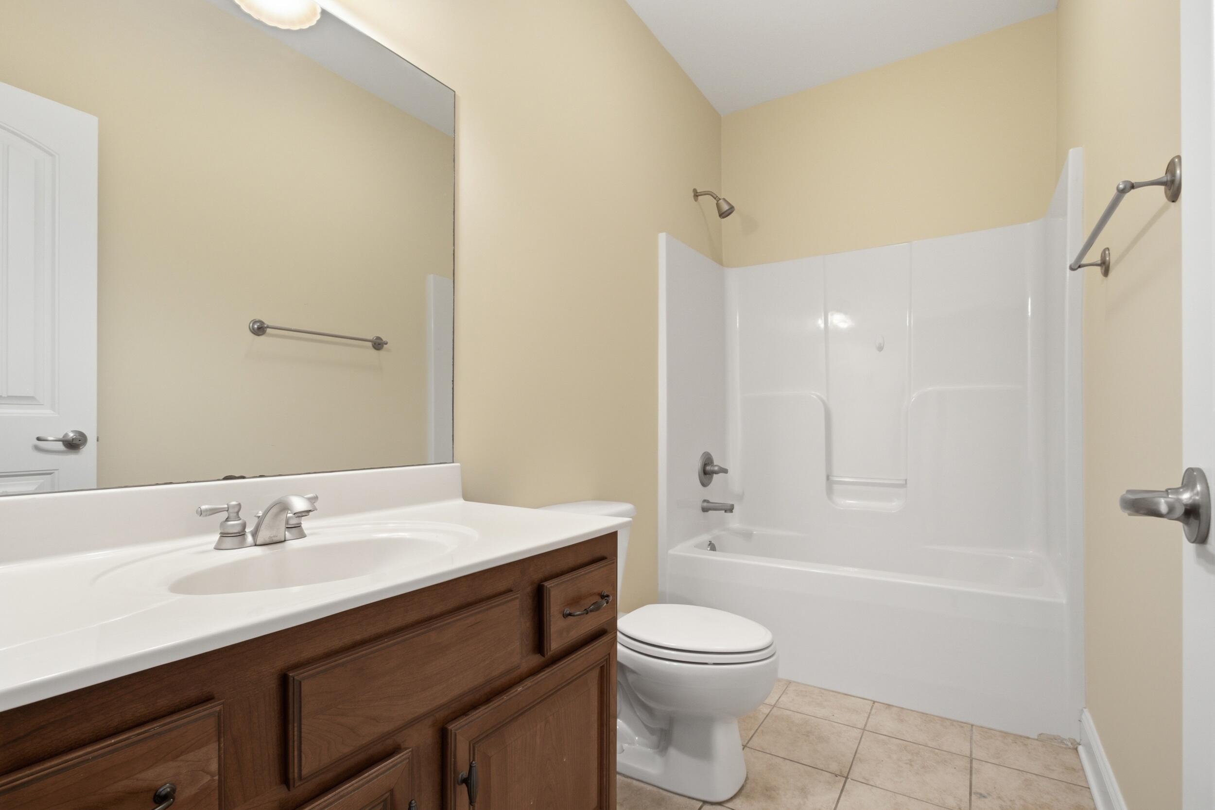7685 Magnolia Leaf Lane