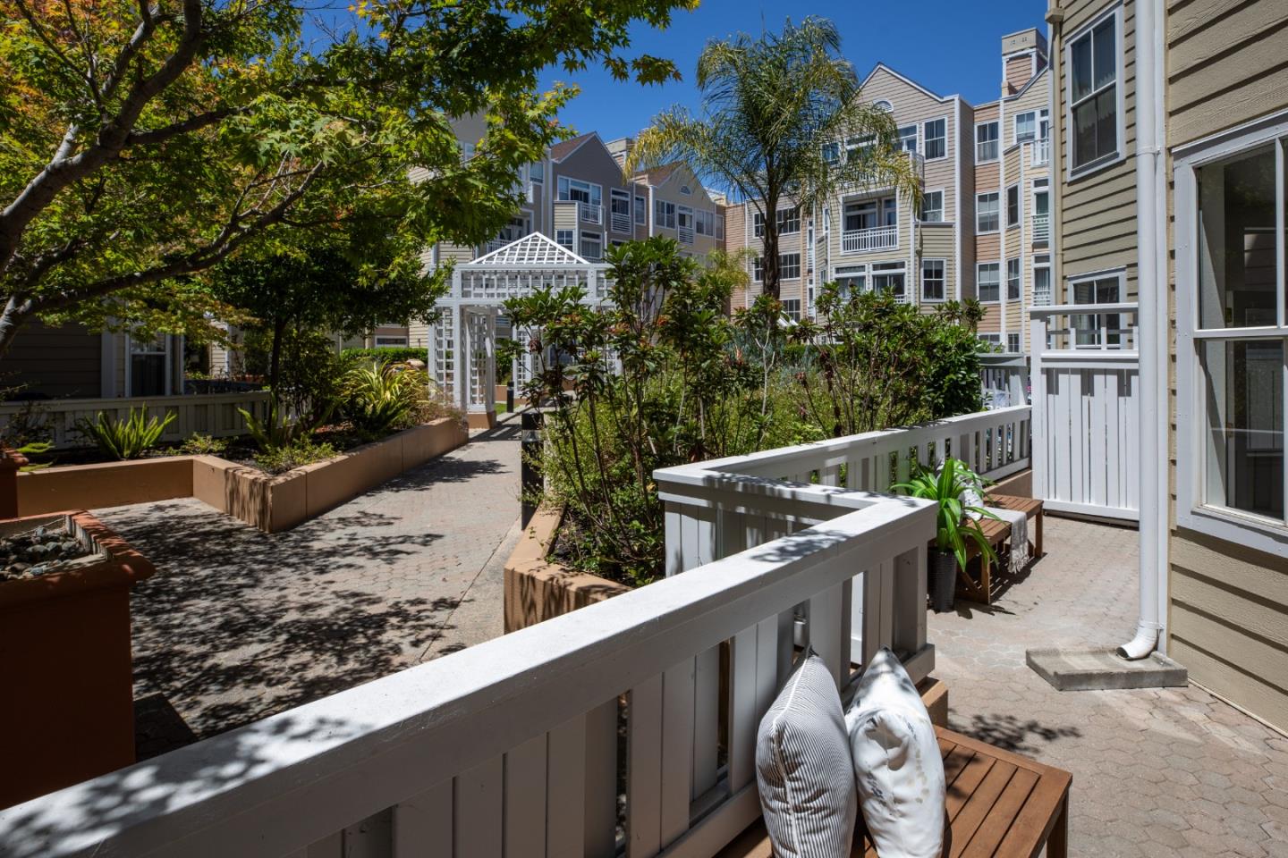 550 Ortega Avenue B123