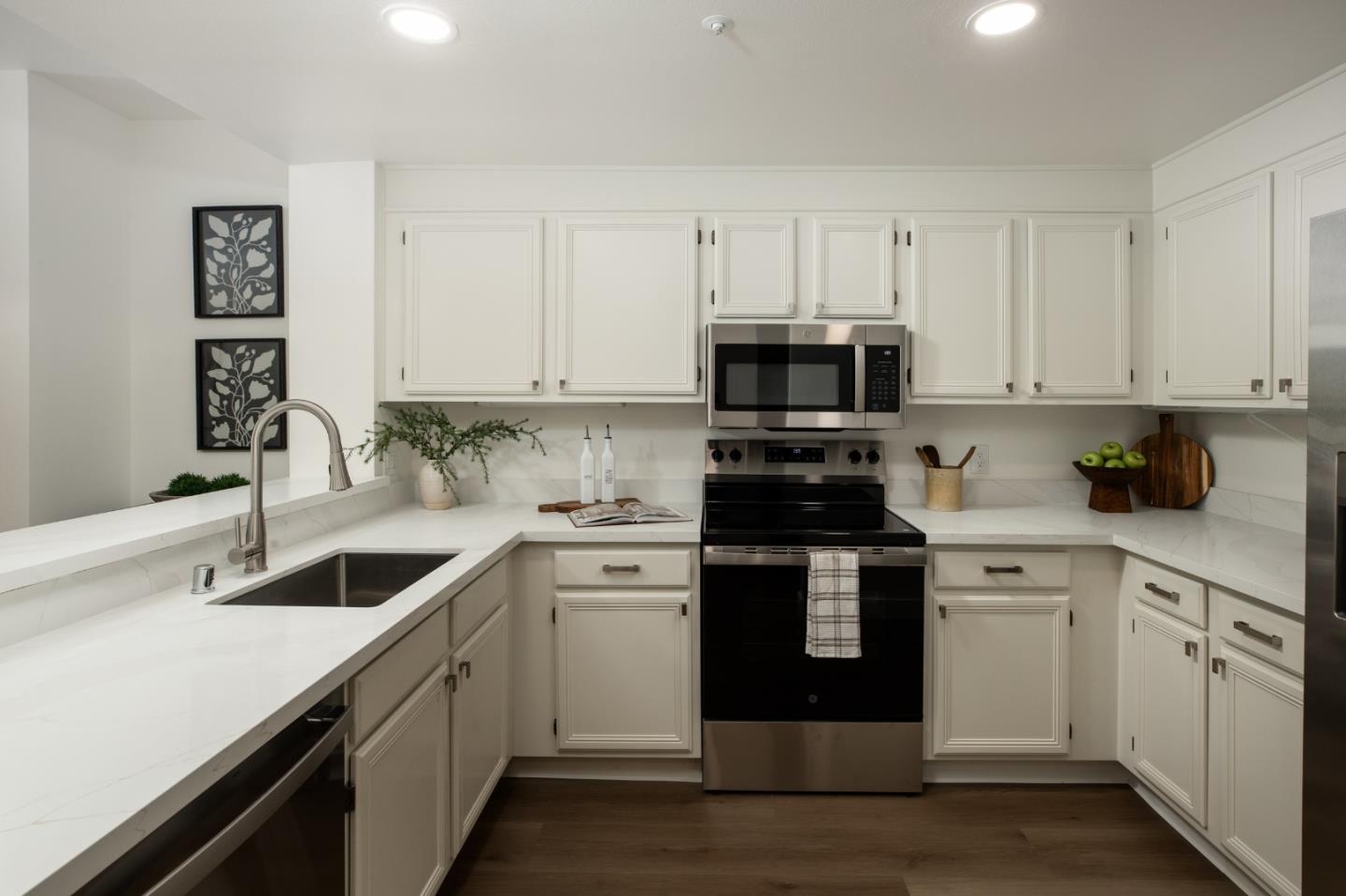 550 Ortega Avenue B123