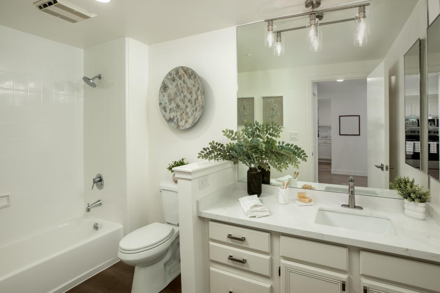 550 Ortega Avenue B123