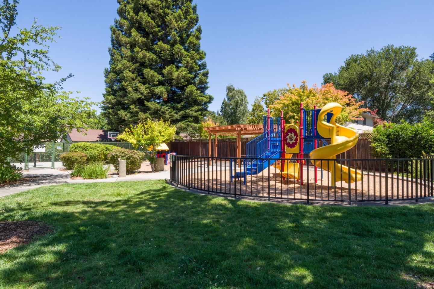 1931 Kentfield Avenue