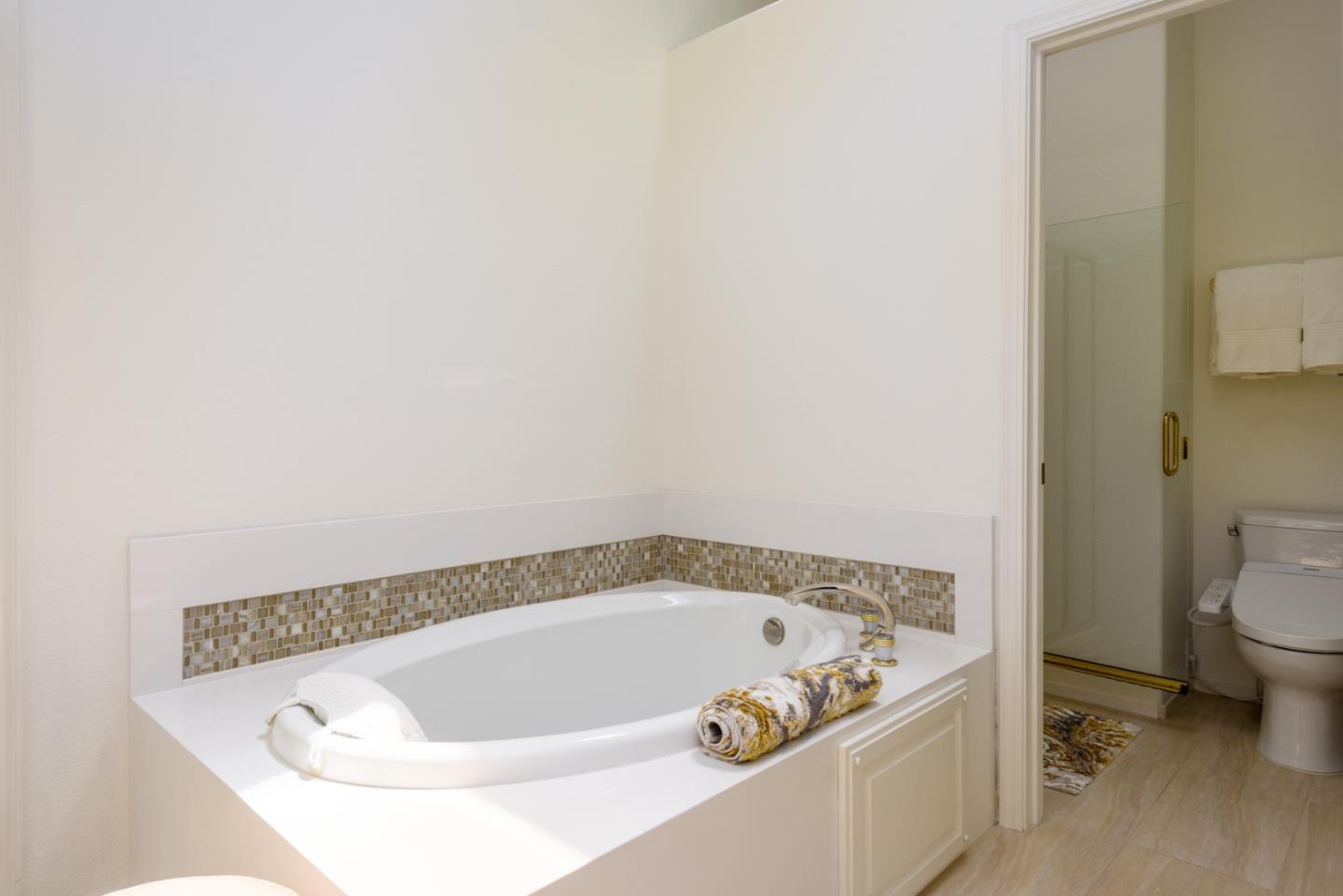 1931 Kentfield Avenue