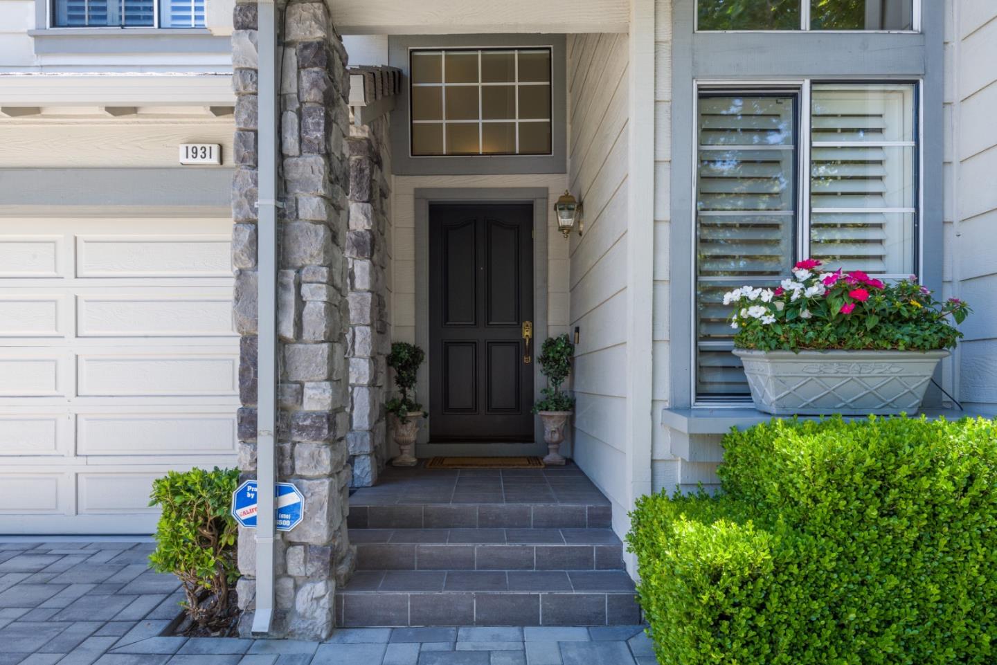 1931 Kentfield Avenue