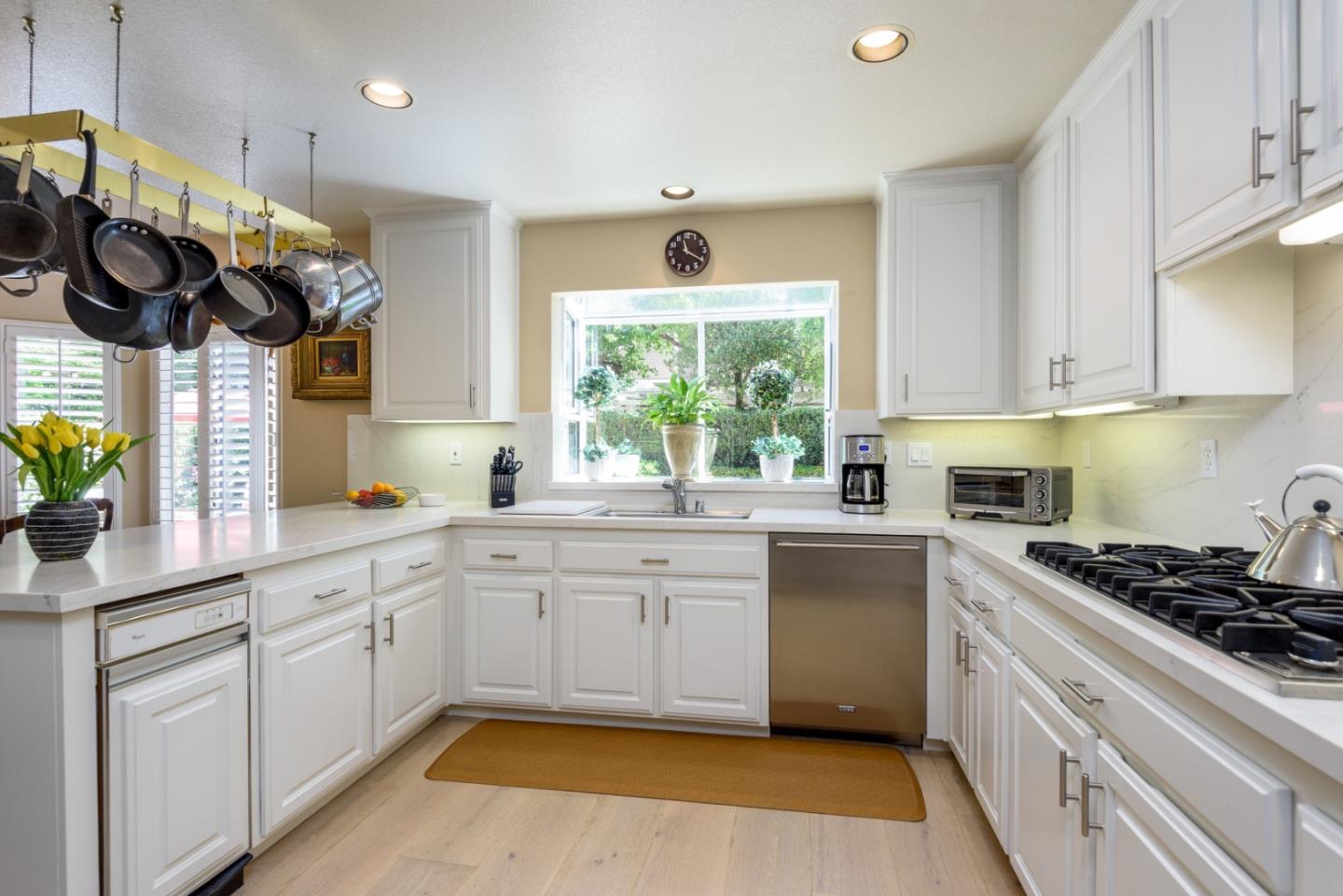 1931 Kentfield Avenue