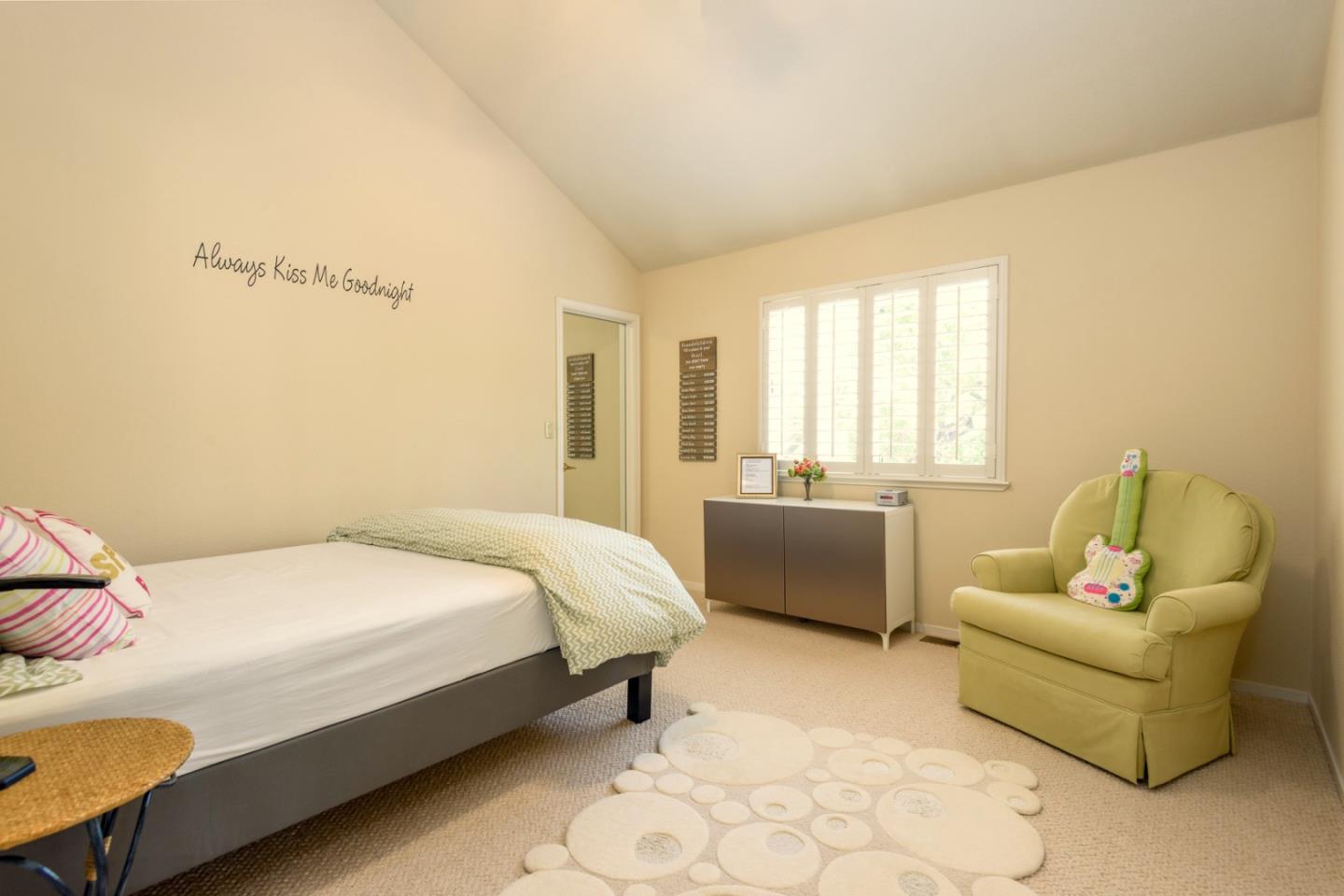 1931 Kentfield Avenue