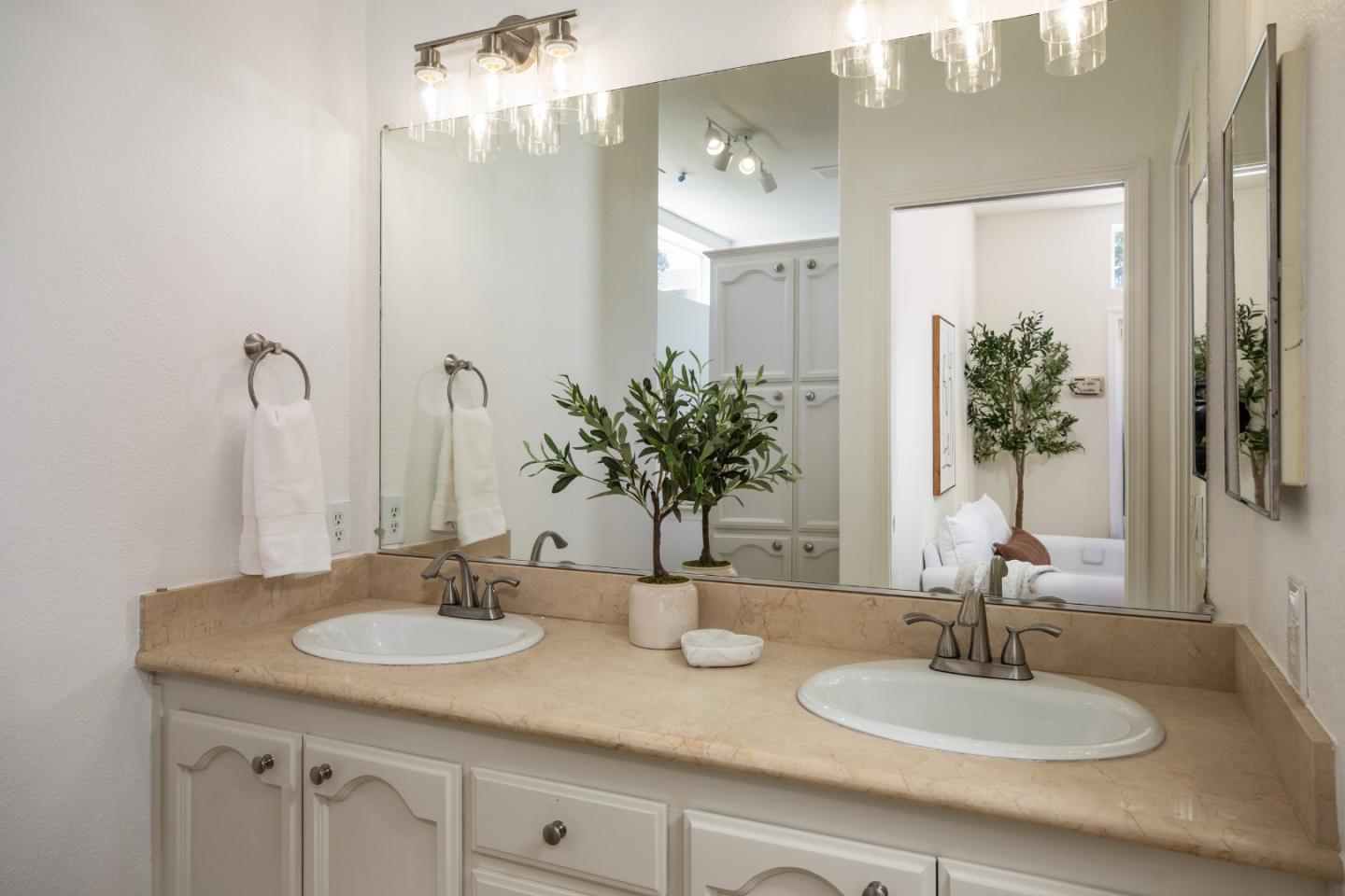 1023 Roosevelt Avenue