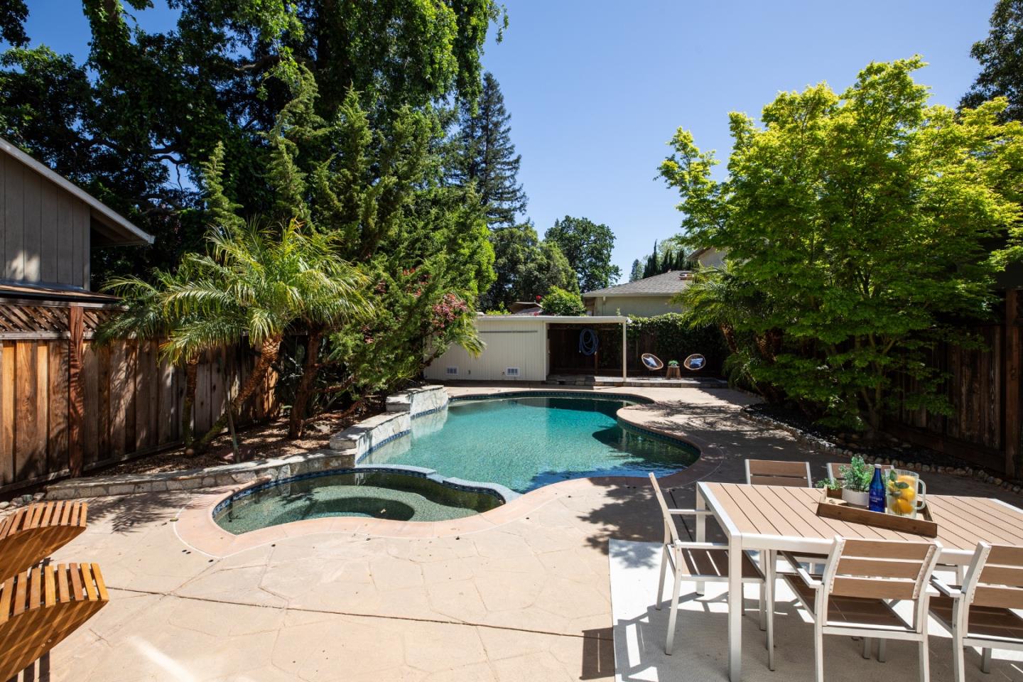 1023 Roosevelt Avenue