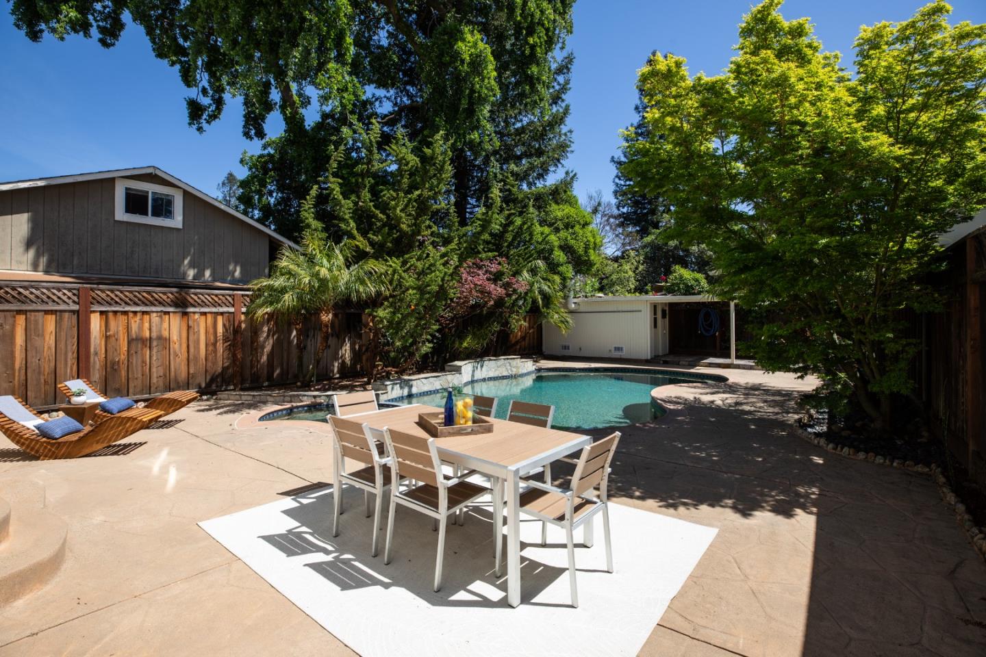 1023 Roosevelt Avenue