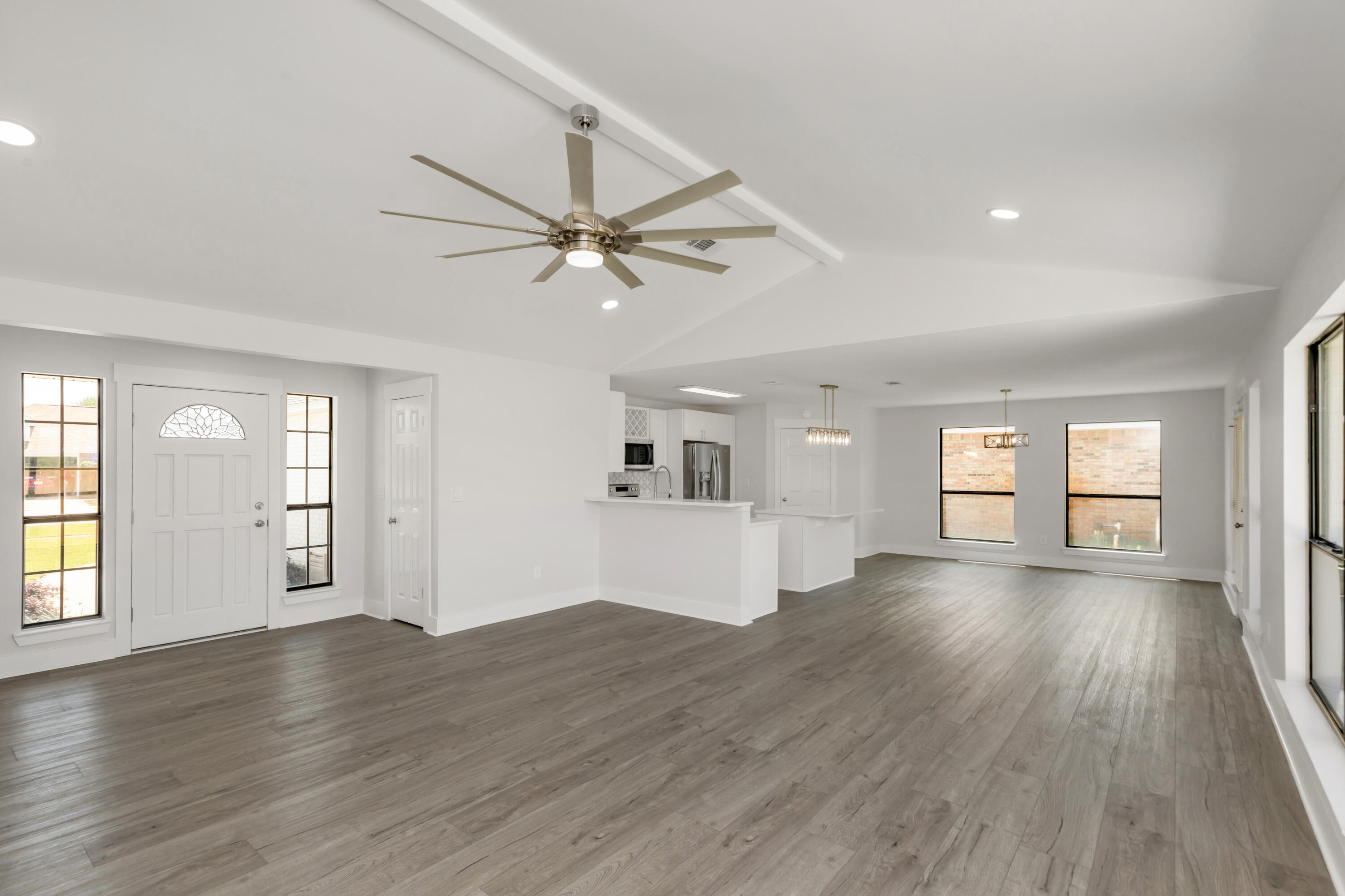 197 Kel-Wen Circle, Kel-wen