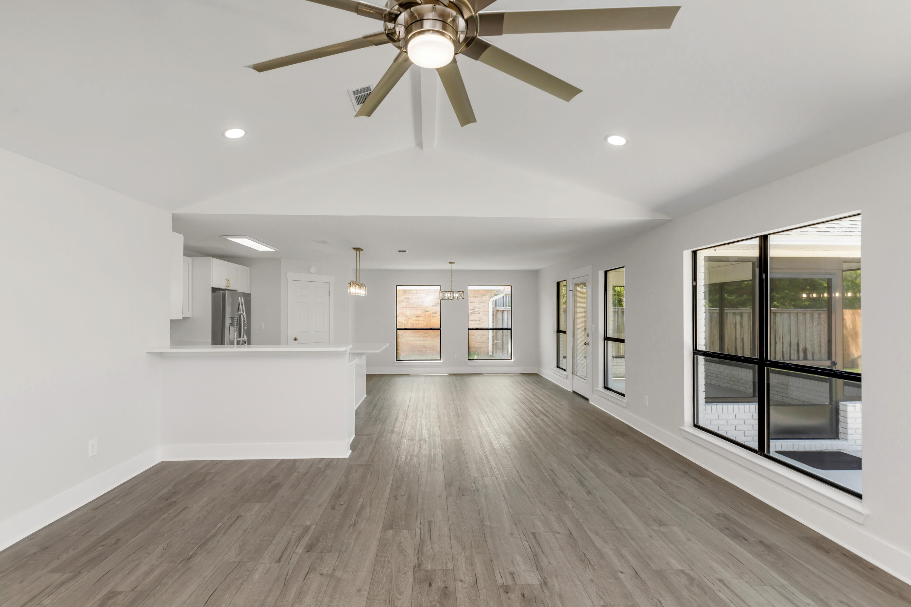 197 Kel-Wen Circle, Kel-wen