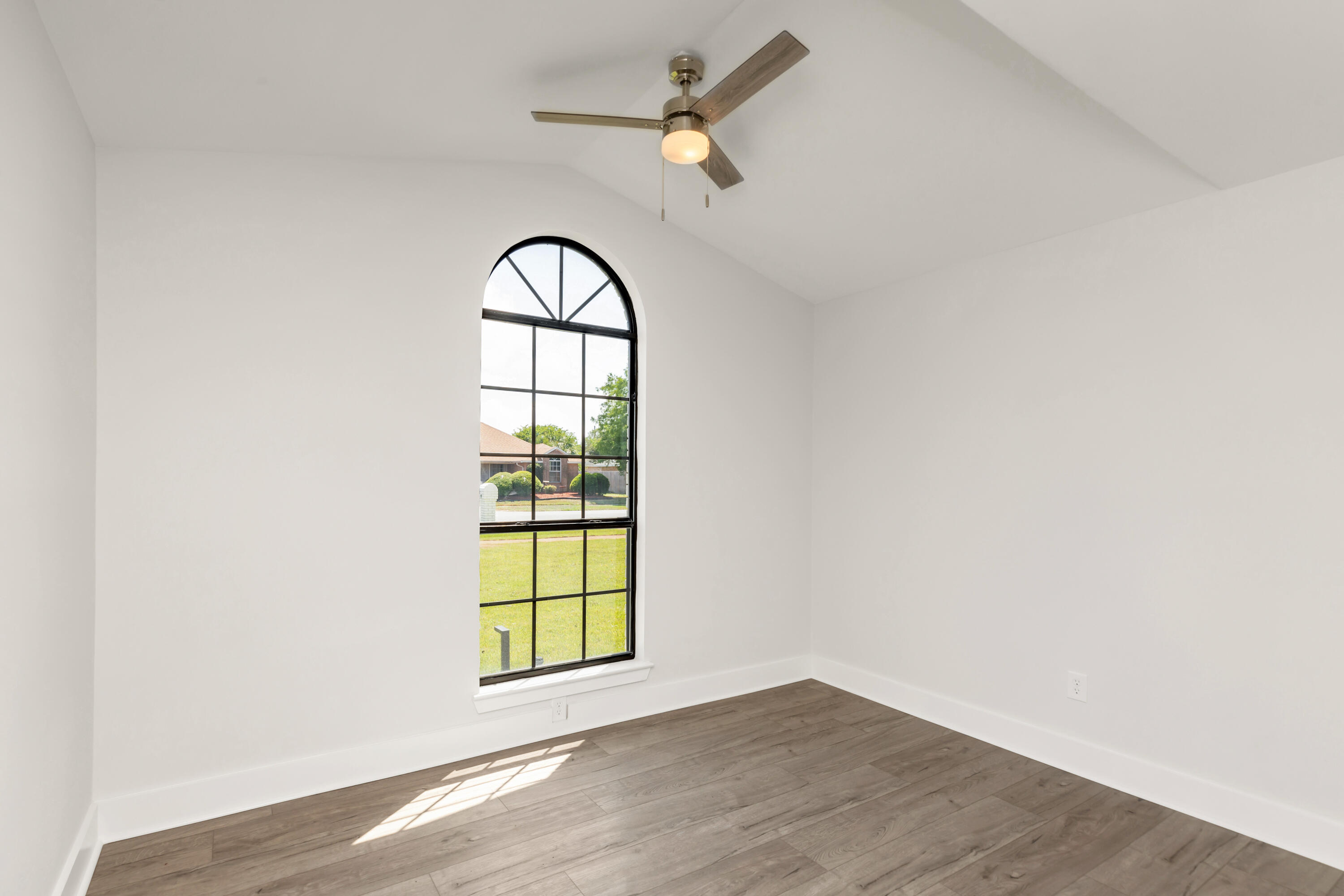 197 Kel-Wen Circle, Kel-wen