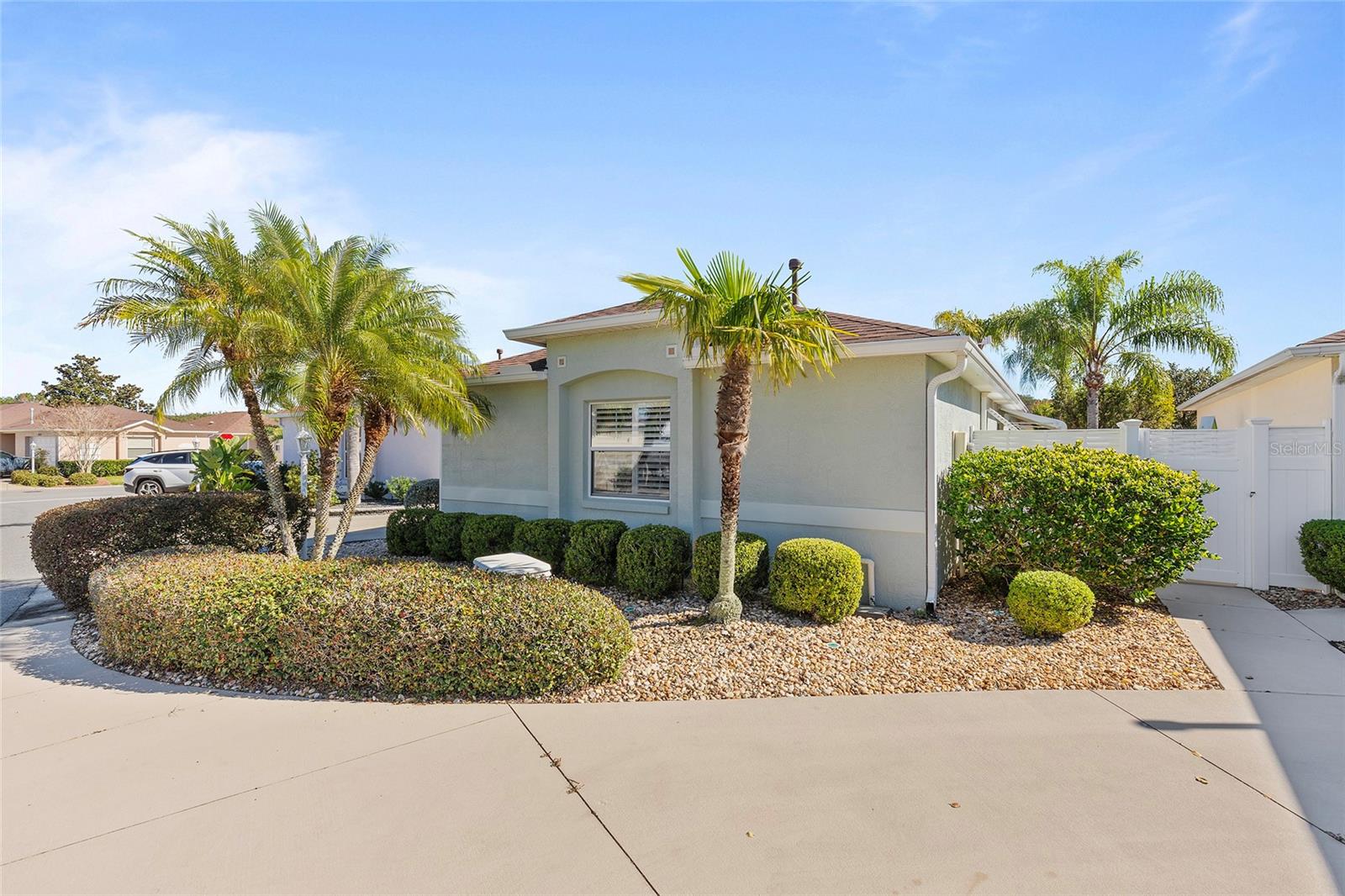 8394 SE 173RD HENDRICKS LN