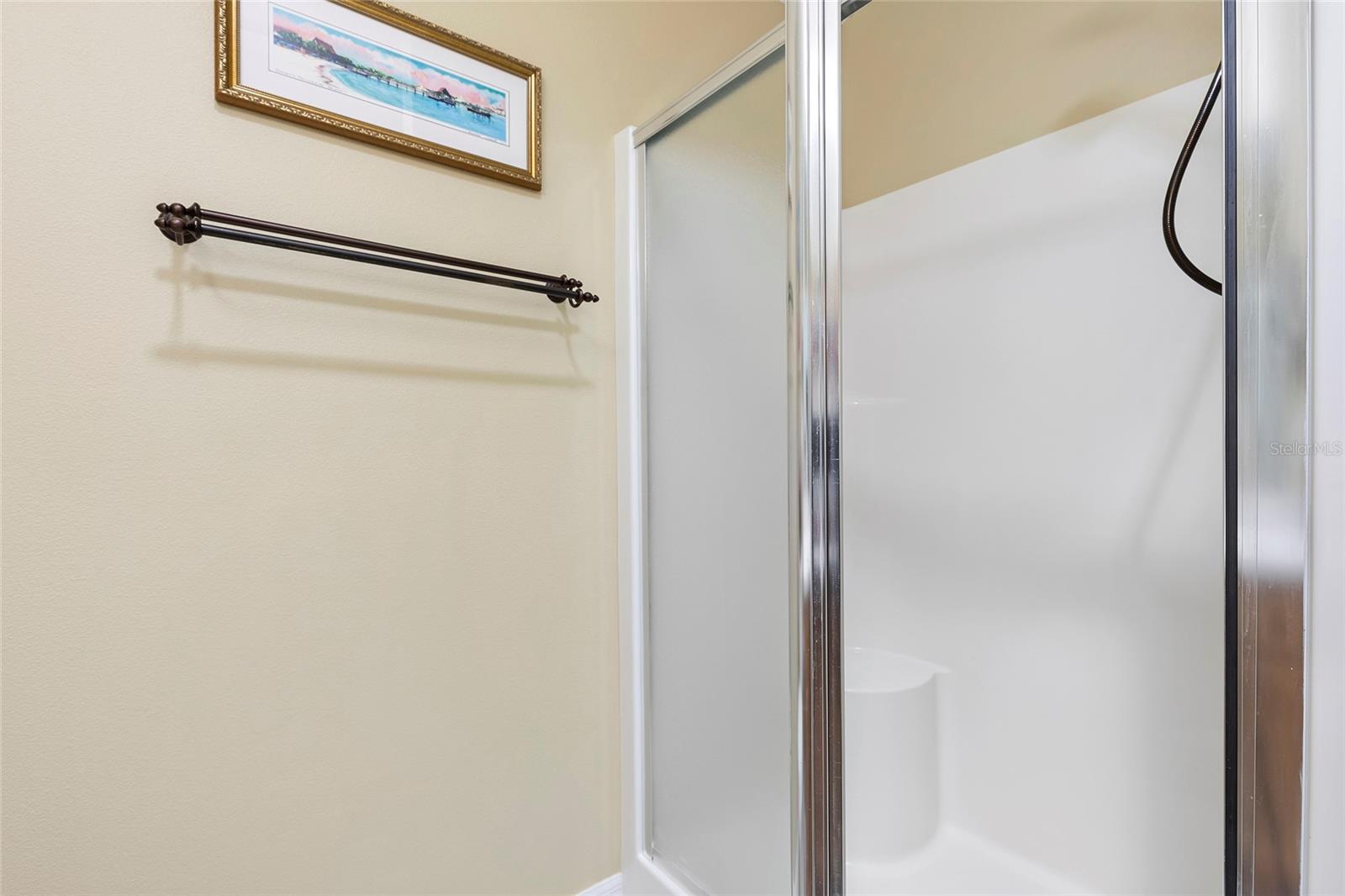 8394 SE 173RD HENDRICKS LN