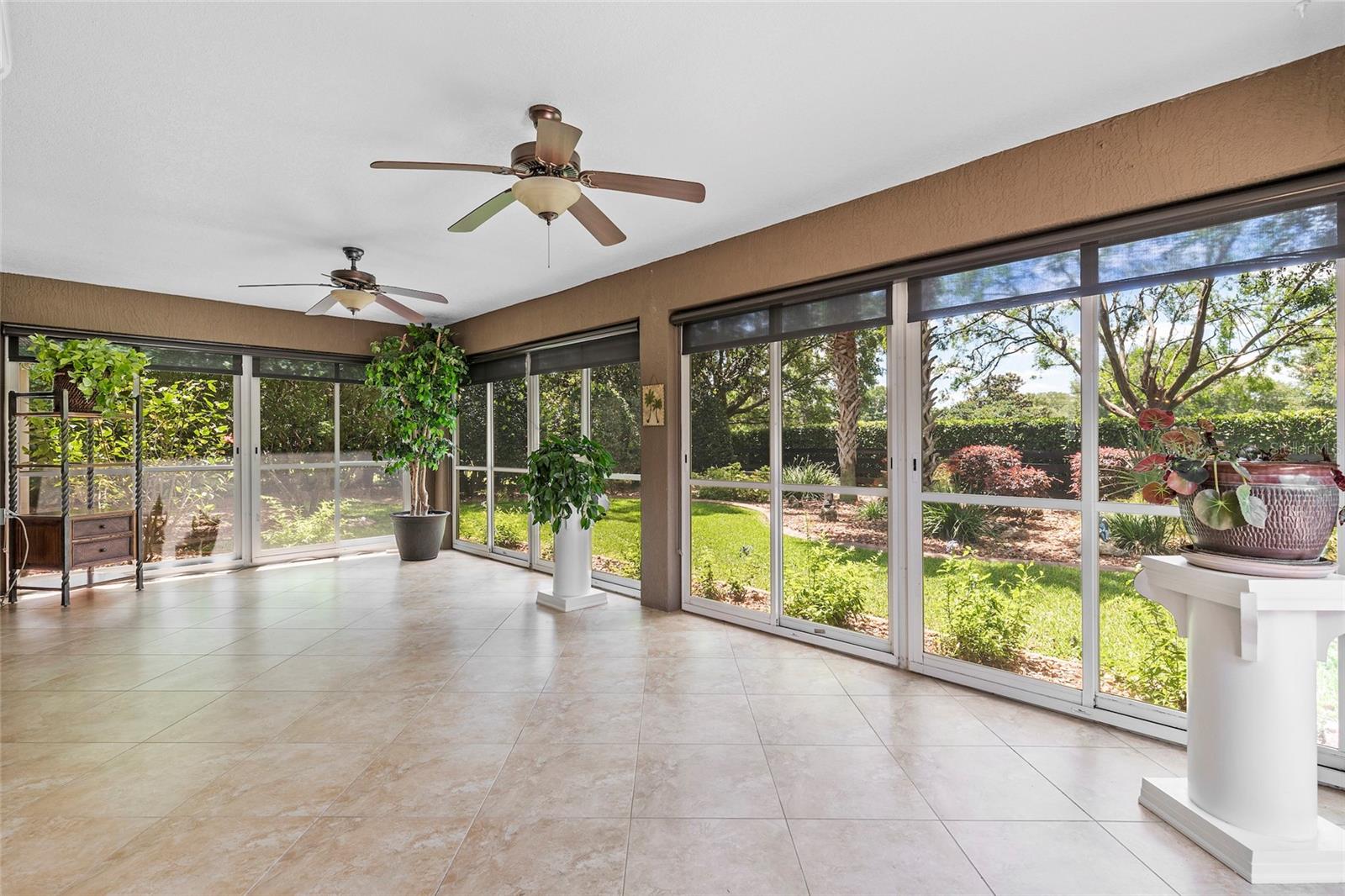 598 KINGSTON WAY