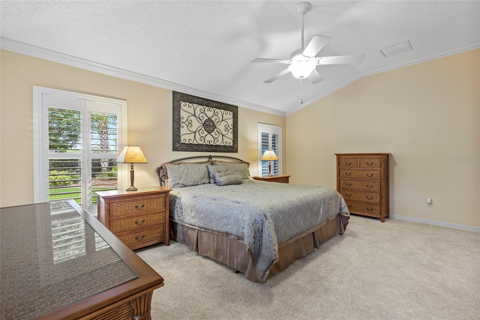 598 KINGSTON WAY