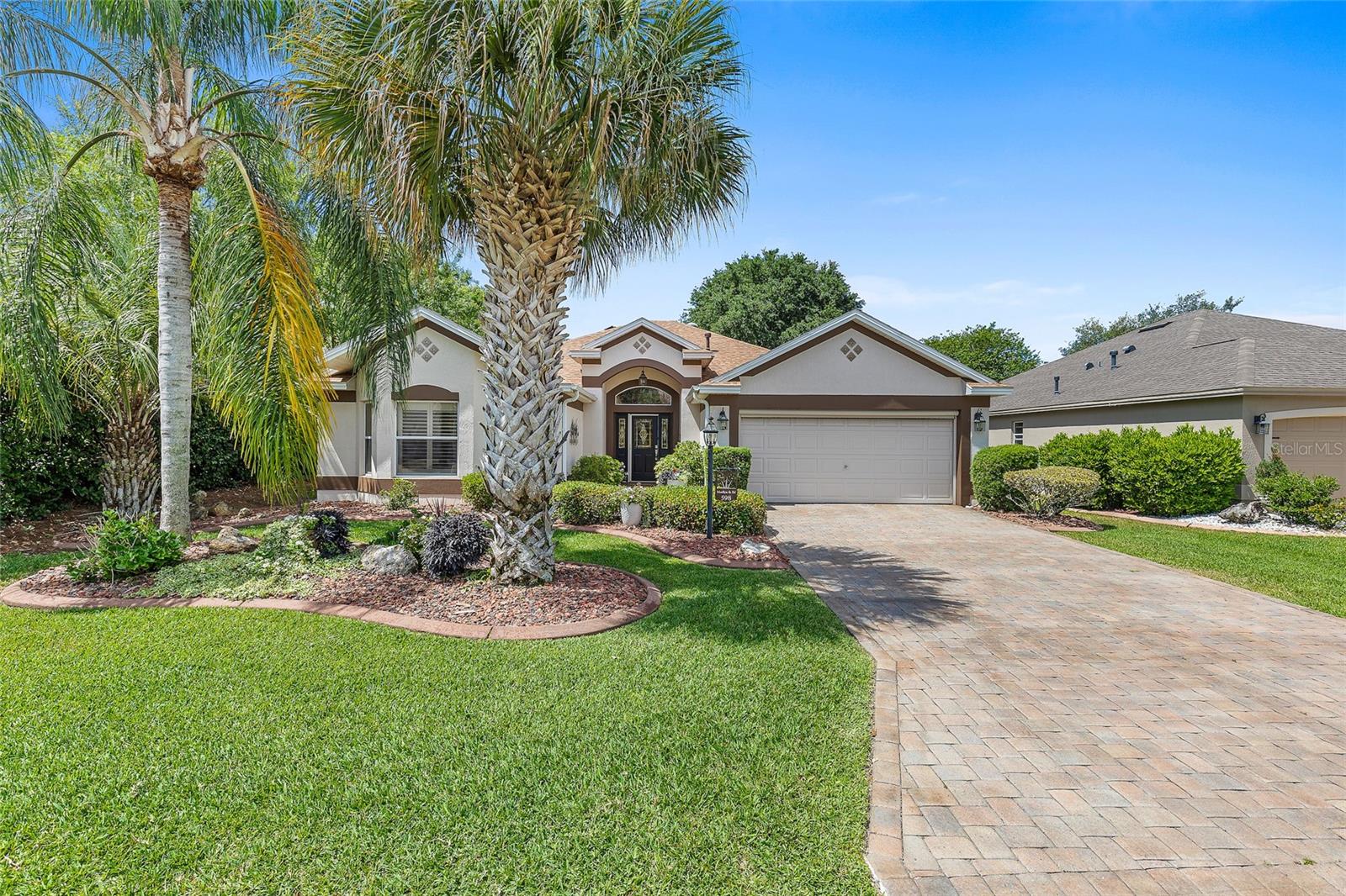 598 KINGSTON WAY