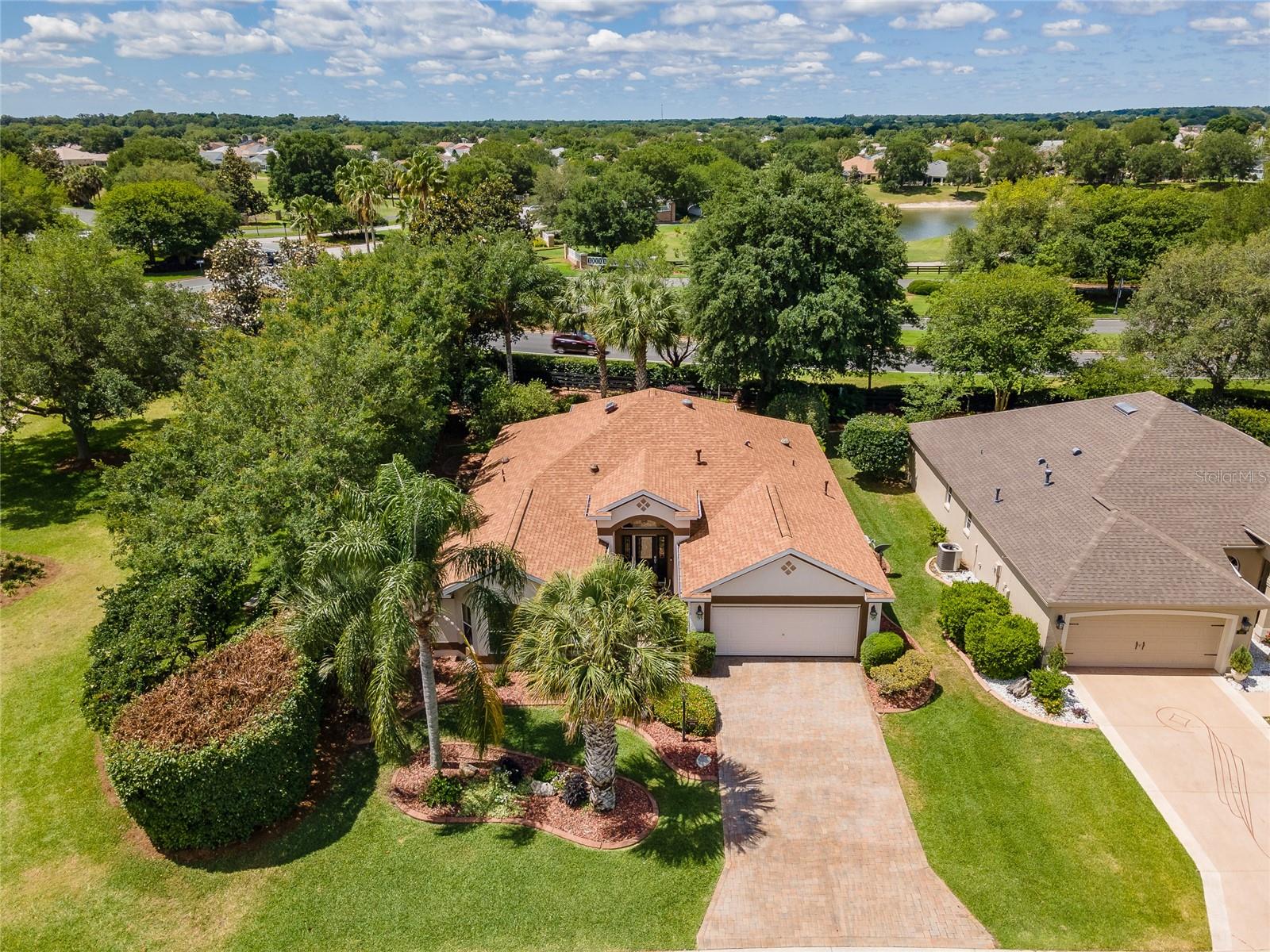 598 KINGSTON WAY
