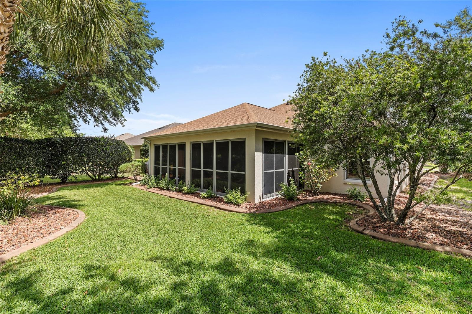 598 KINGSTON WAY