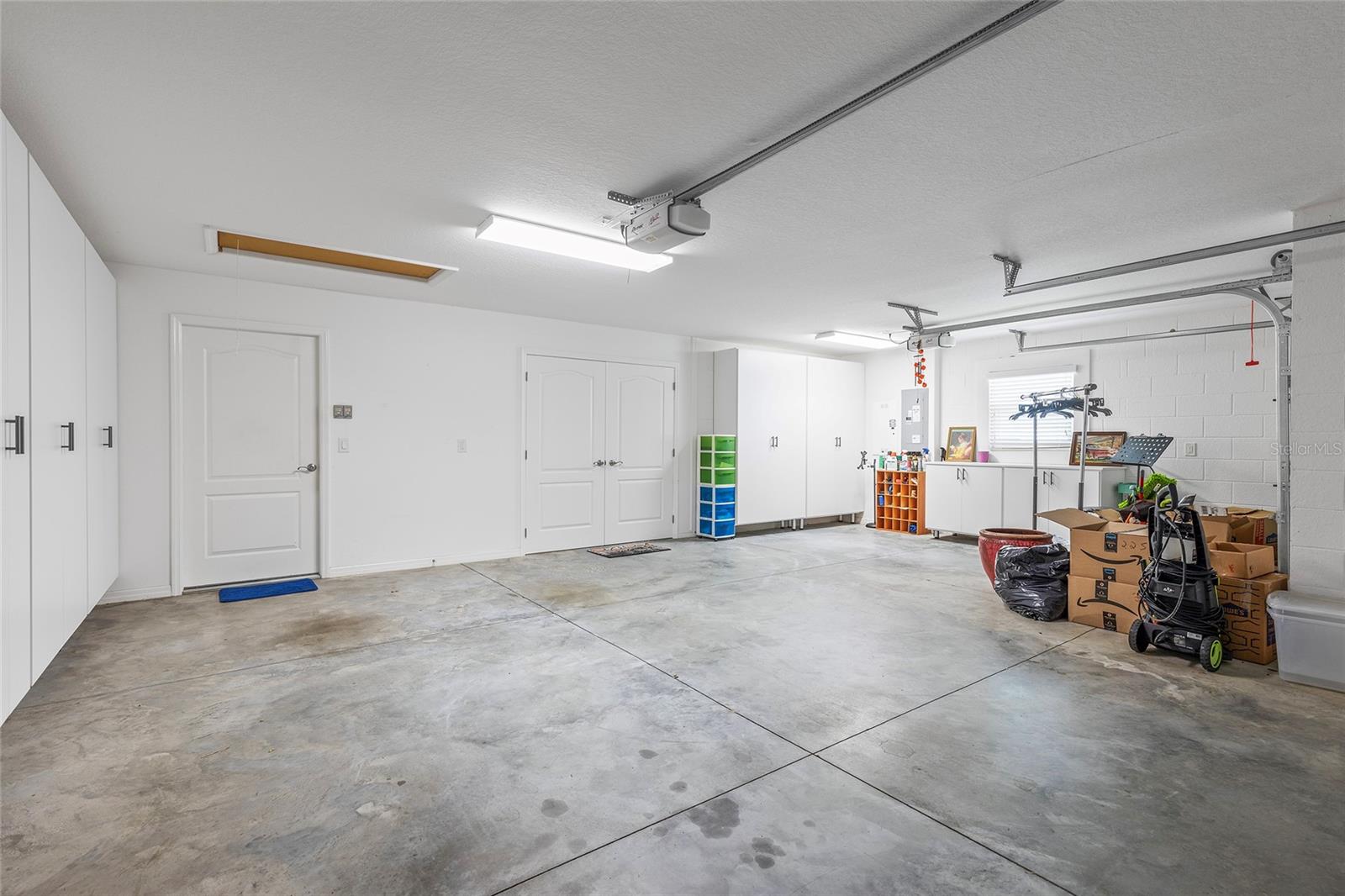 1102 DENICOLA DR