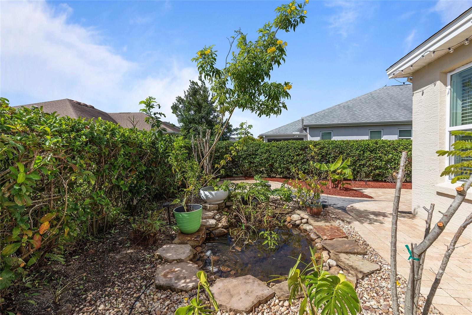 1102 DENICOLA DR