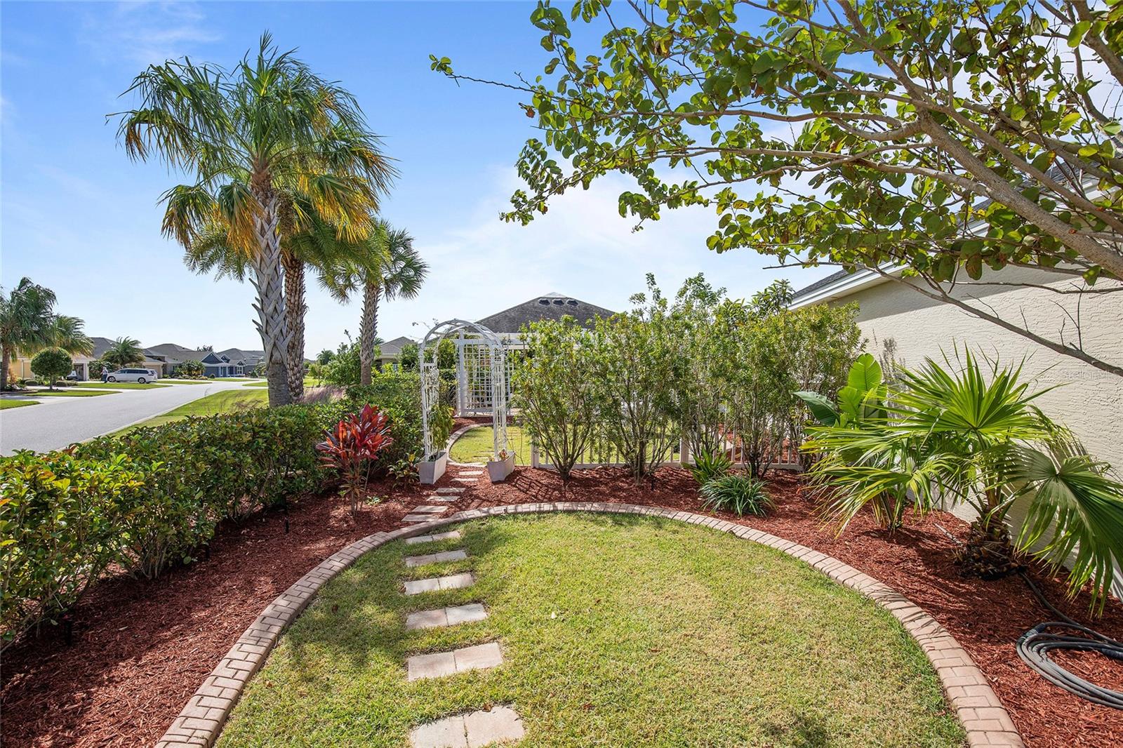 1102 DENICOLA DR
