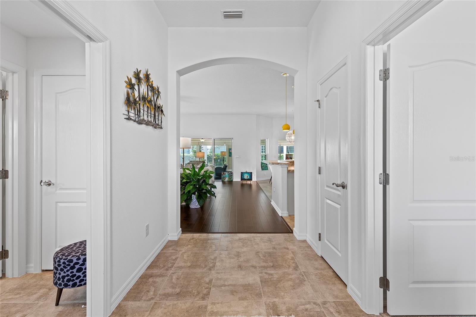 1102 DENICOLA DR