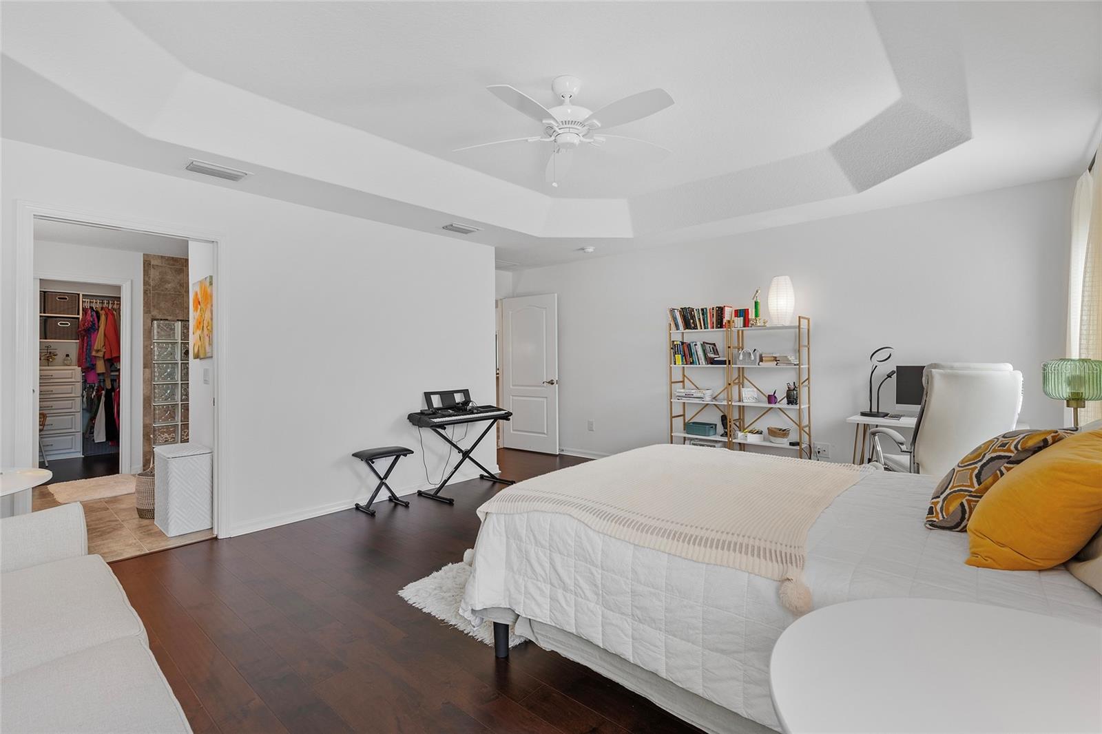 1102 DENICOLA DR