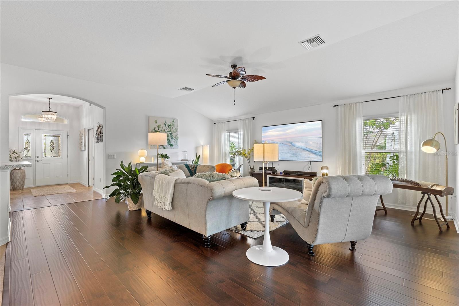 1102 DENICOLA DR