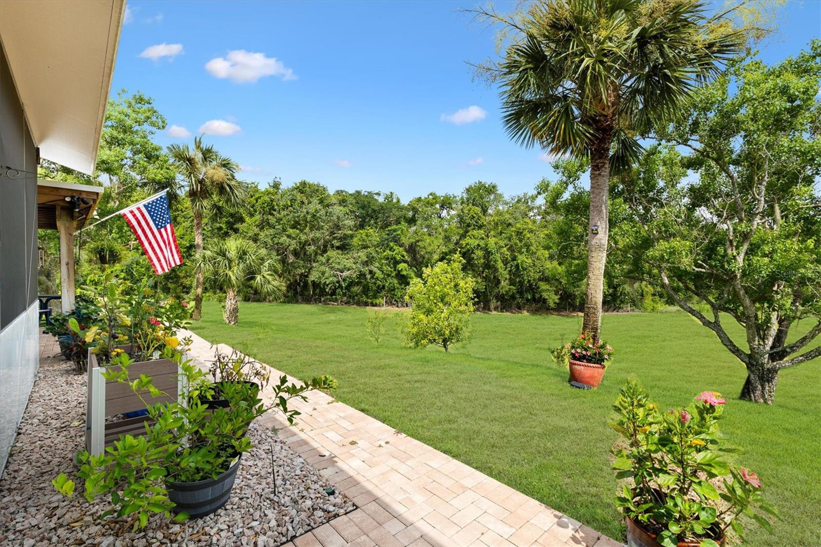 5233 FOUNTAIN WALK
