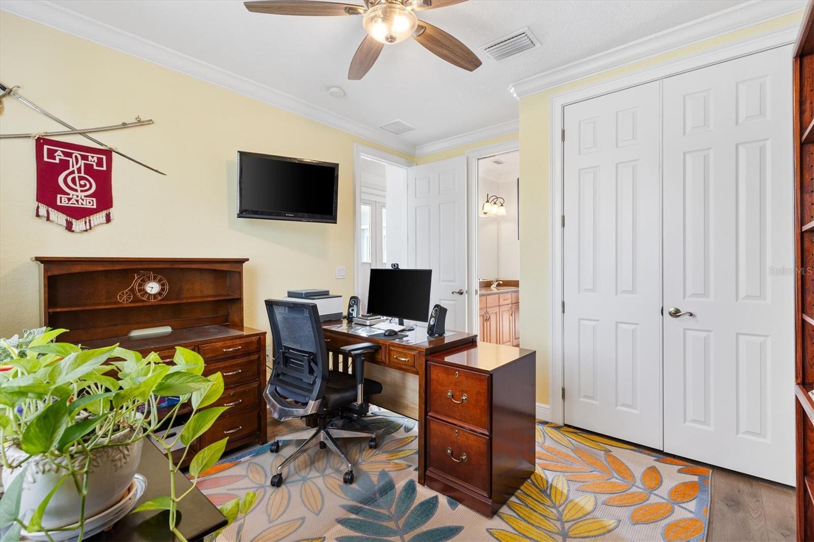 5233 FOUNTAIN WALK